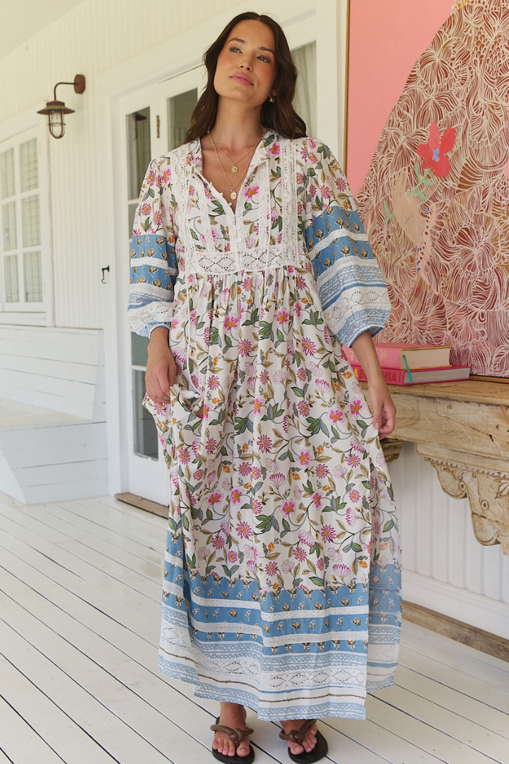 JAASE - Meadow Maxi Dress: Lace Insert Detailed Dress with Side Splits in Pixie Petals Print