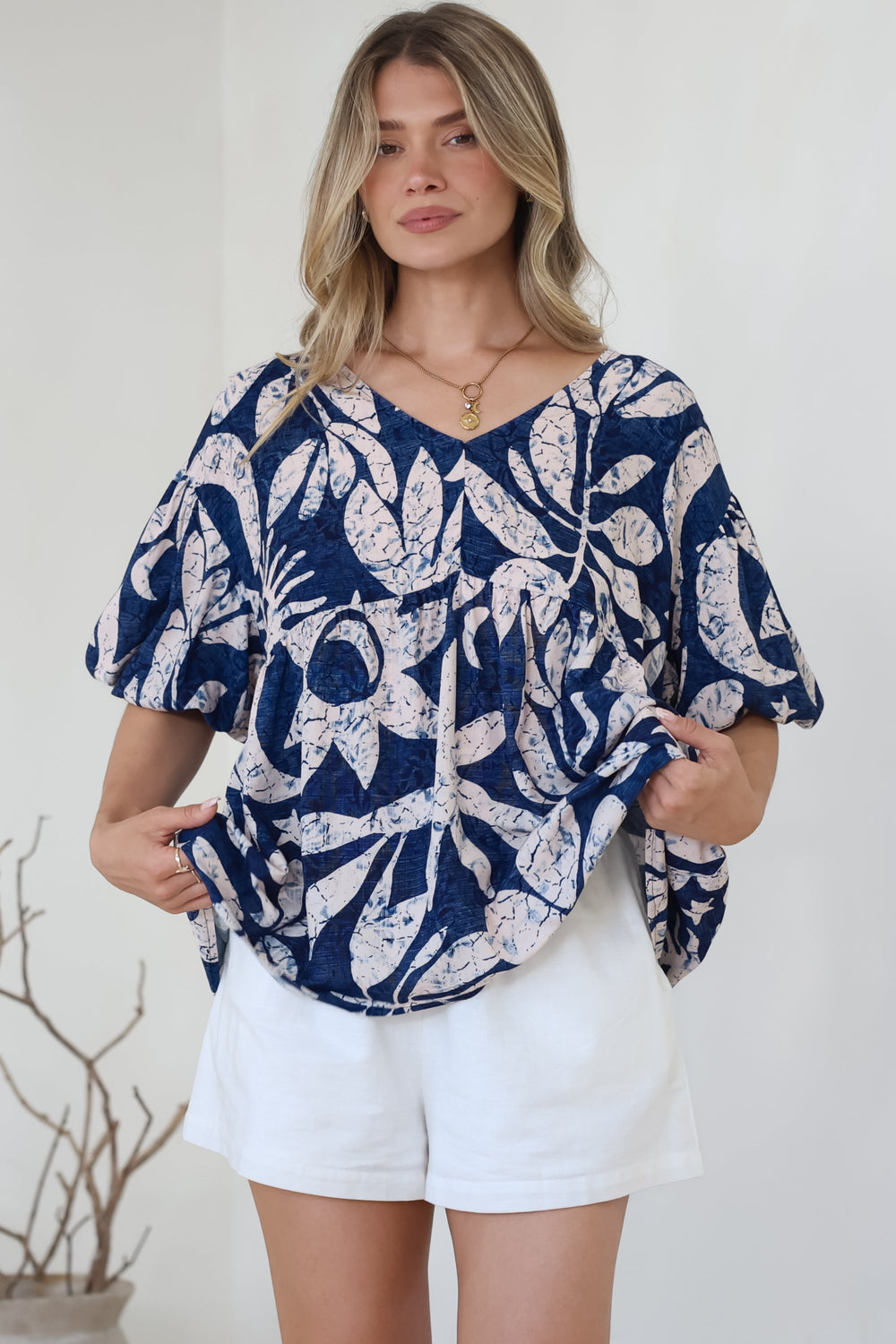 Amalia Blouse - V-Neck Smock Top with Balloon Sleeves in Moonshadow Print