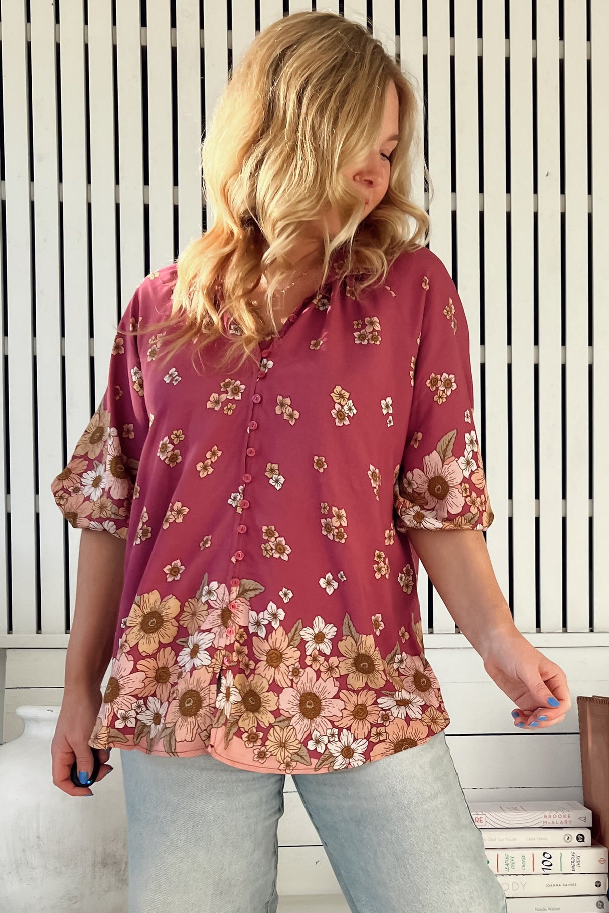 Arden Blouse: V-Neck Buttoned Through Scoop Hem Top in Bee Orchid Print