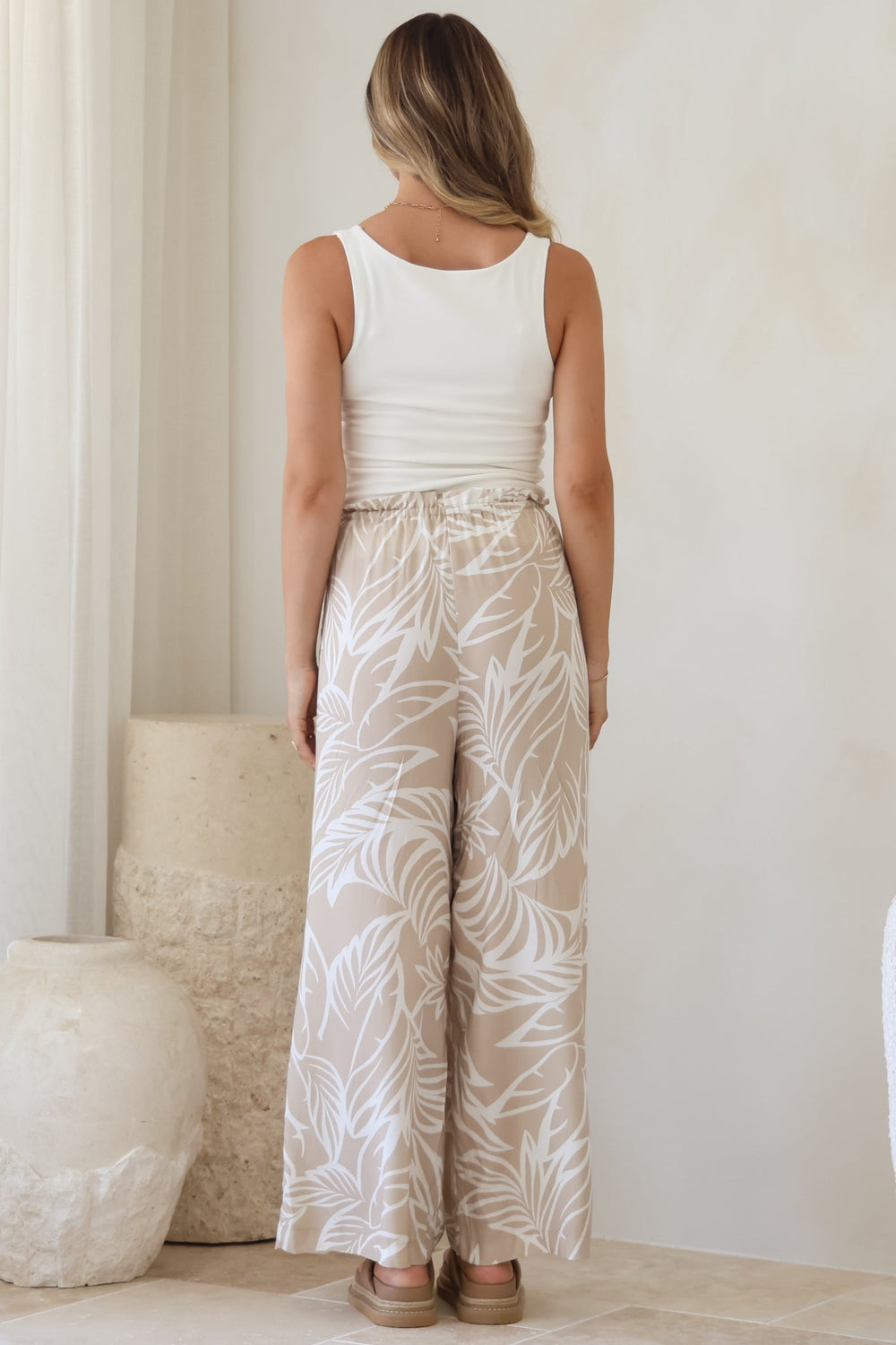Armon Pants - Paper Bag Waist With Tie Wide Leg Pants In Jeani Print Beige