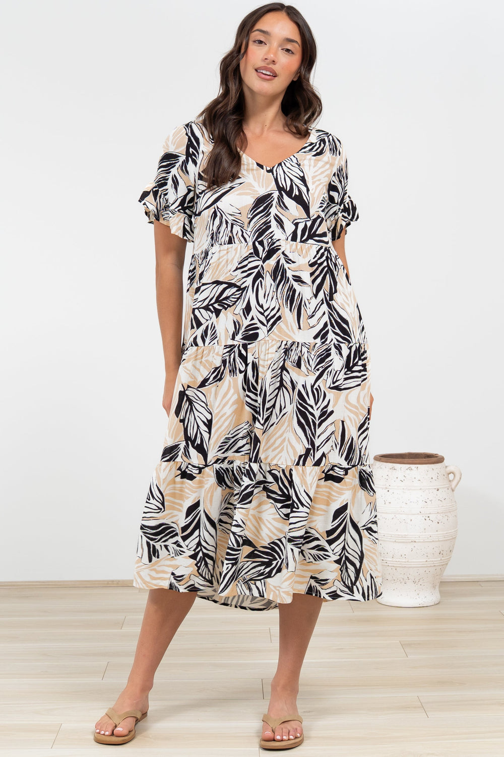 Audrina Midi Dress -  V-Neck Tiered Linen Dress with Pockets in Chicago Print
