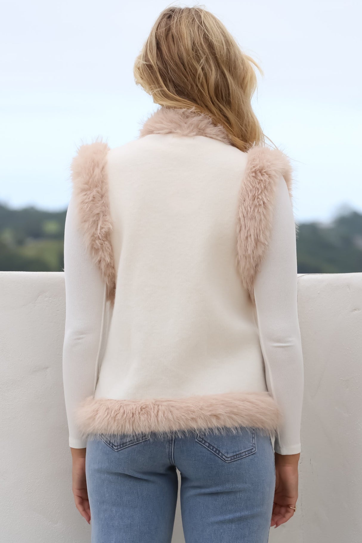 Beck Knit Vest - Faux Fur Trim Open Vest with Brown Embroidered Decal