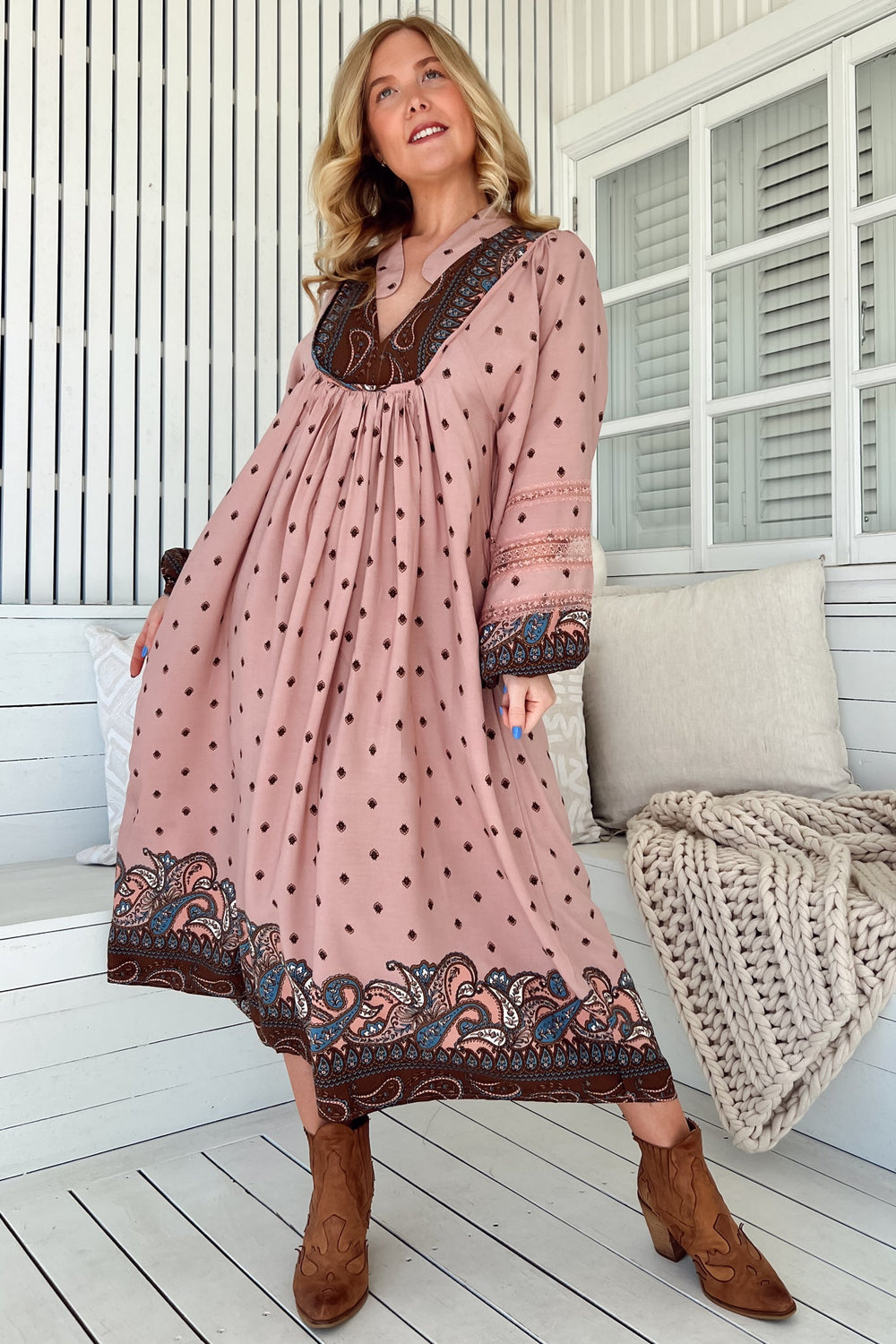 JAASE - Boheme Midi Dress: Long Sleeve Piping Defined Bust Slimline Smock Dress in Seraphina Print
