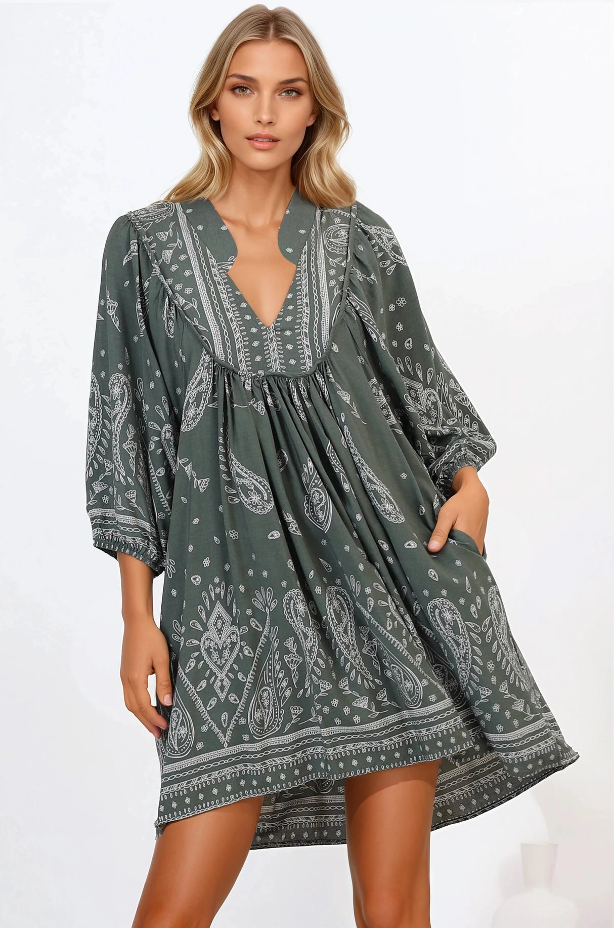 JAASE - Boheme Mini Dress: Mandarin Collar Slimline Smock Dress in Constance Print