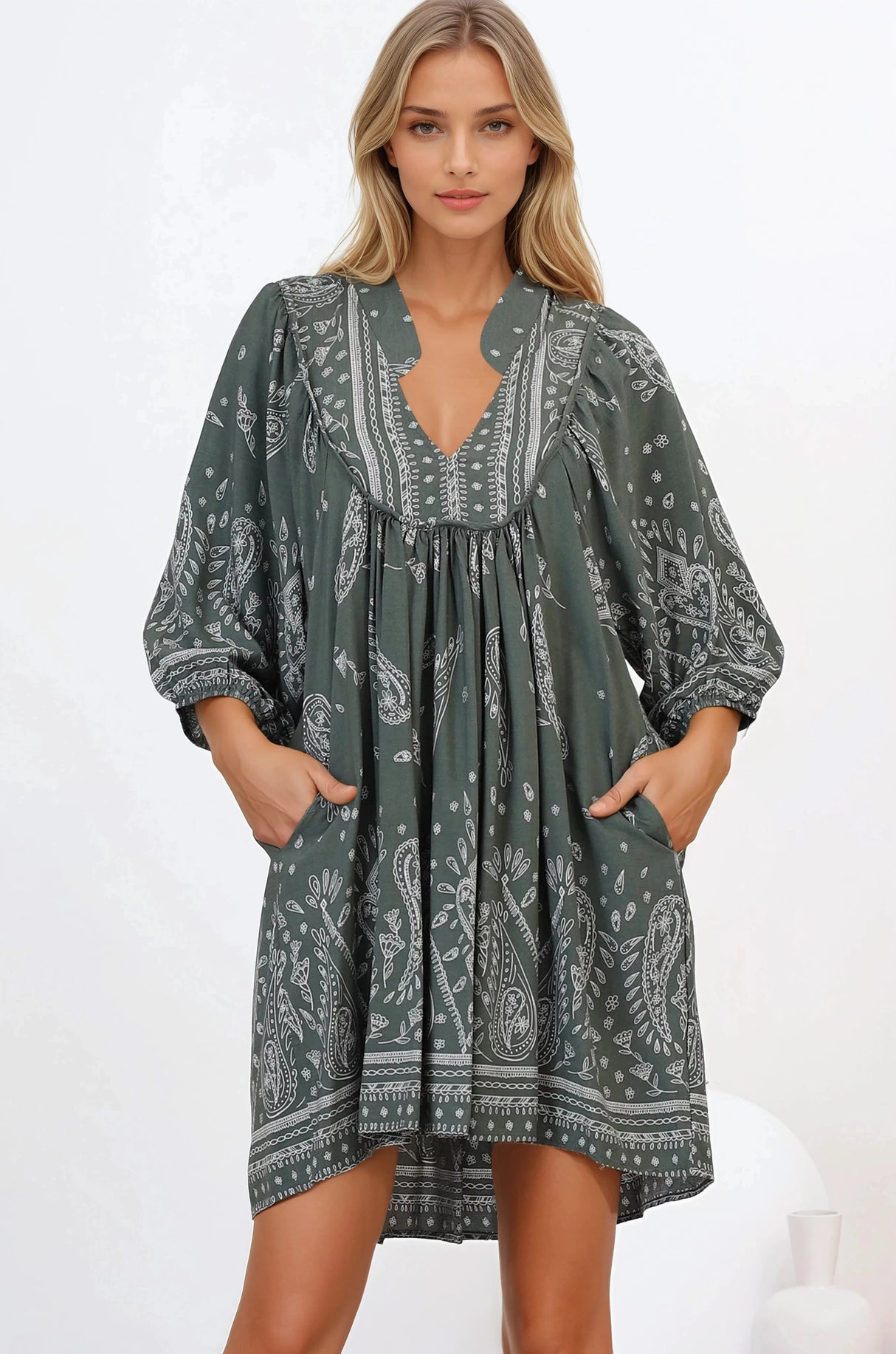 JAASE - Boheme Mini Dress: Mandarin Collar Slimline Smock Dress in Constance Print