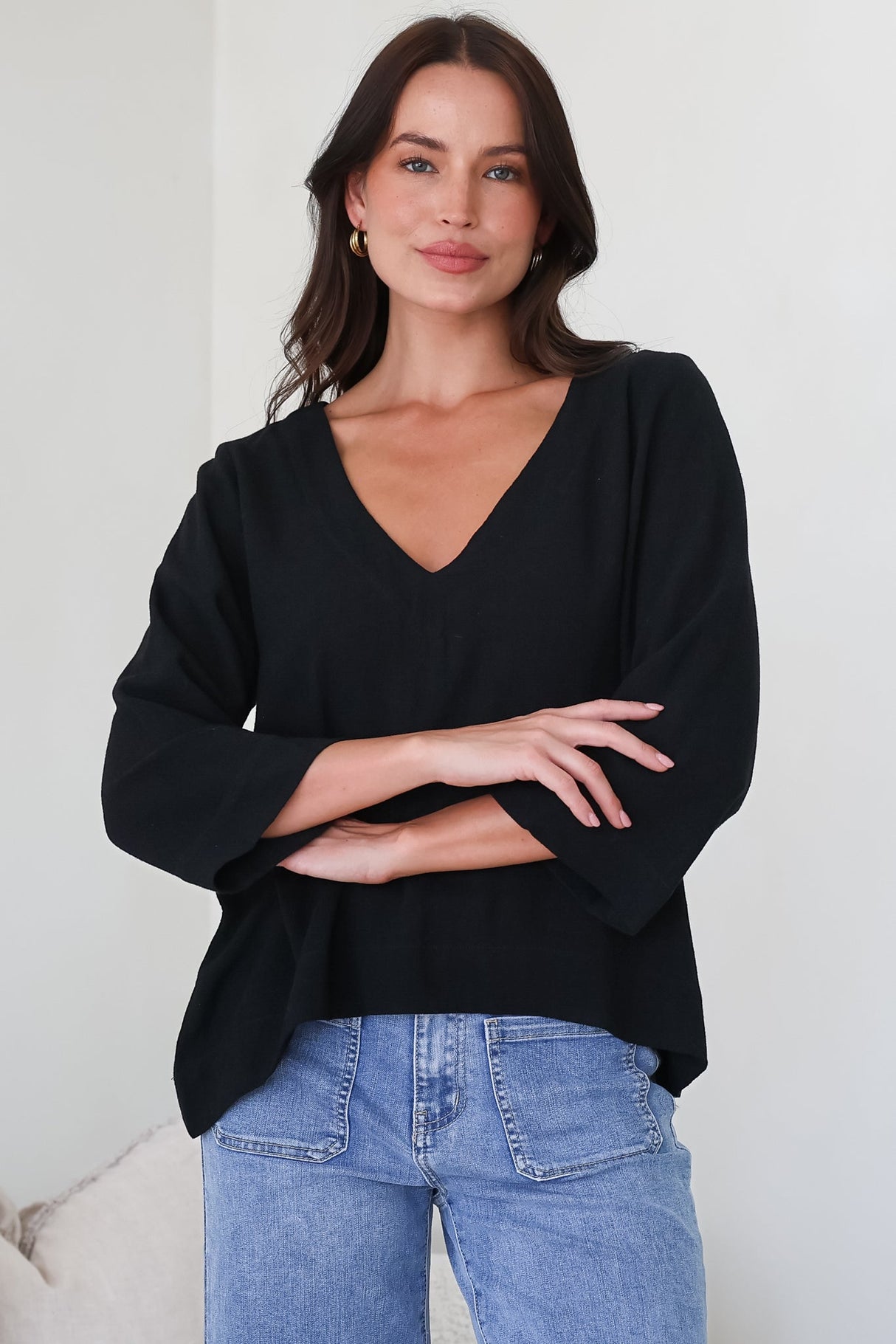 Breezer Top - Long Sleeve V Neck Pull Over Top with High Low Hemline in Black