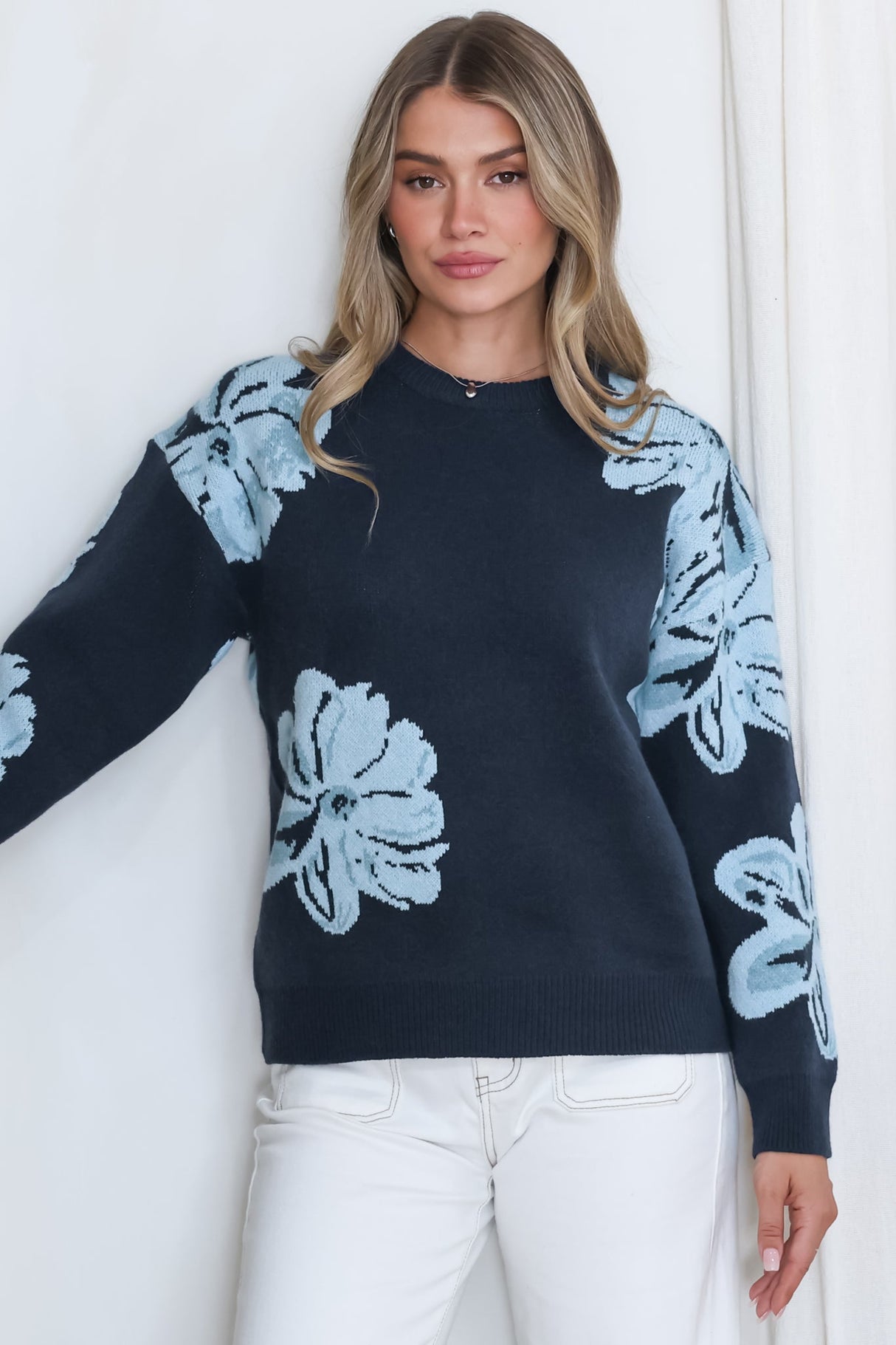 Breezy Jumper - Crew Neck Long Sleeve Floral Knit with Ribbed Hemlines in Navy