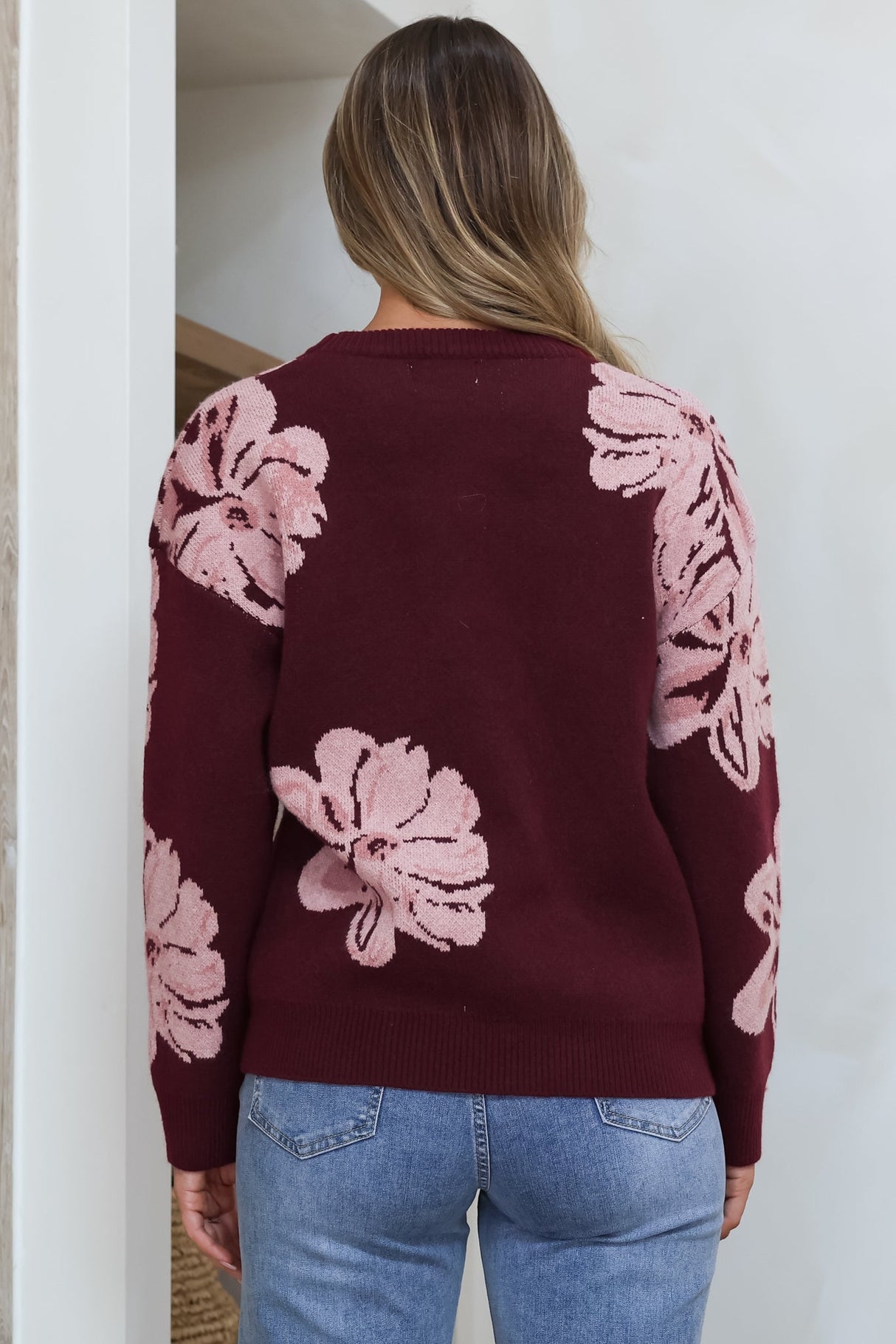 Breezy Jumper - Crew Neck Long Sleeve Floral Knit with Ribbed Hemlines in Wine