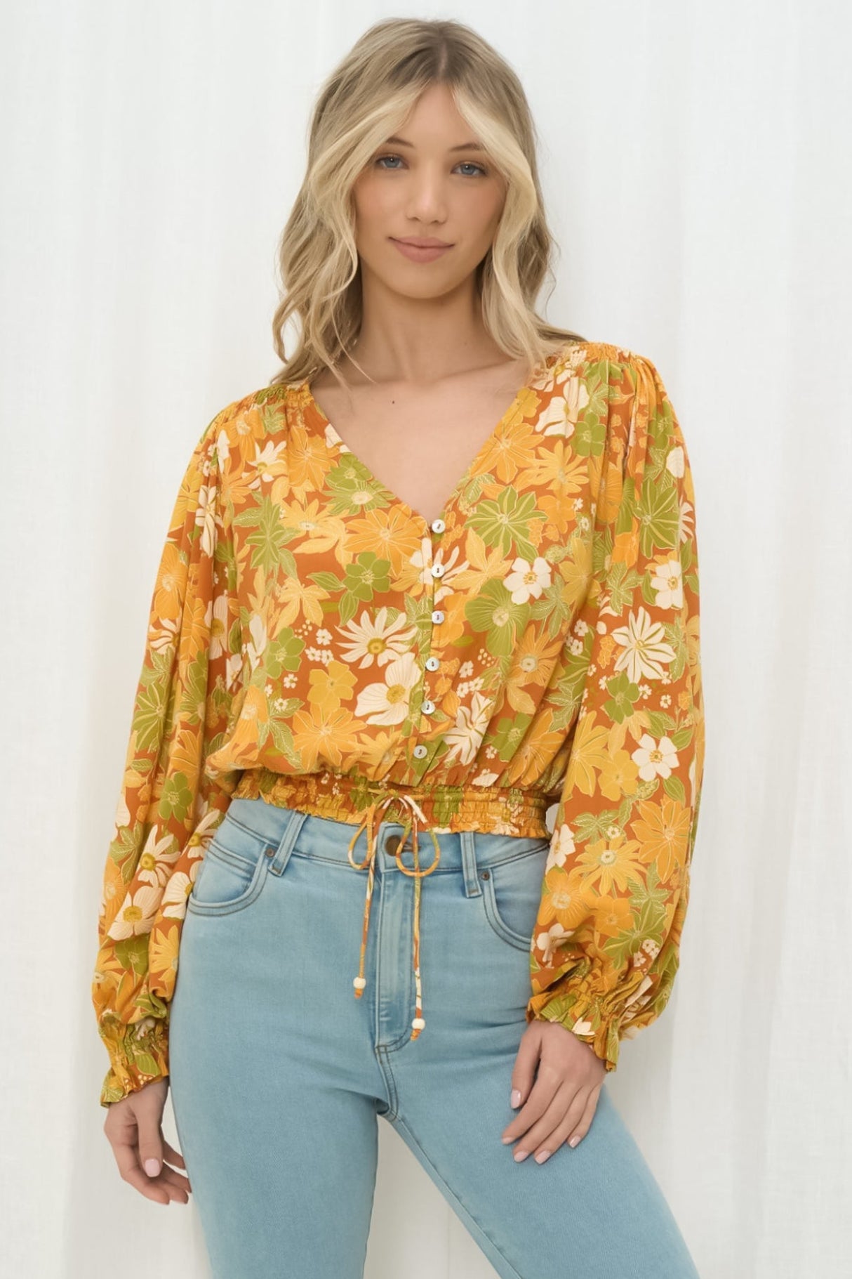 Sundays Top - Long Sleeve Crop Top with V-Neckline and Button Front in Camira Print