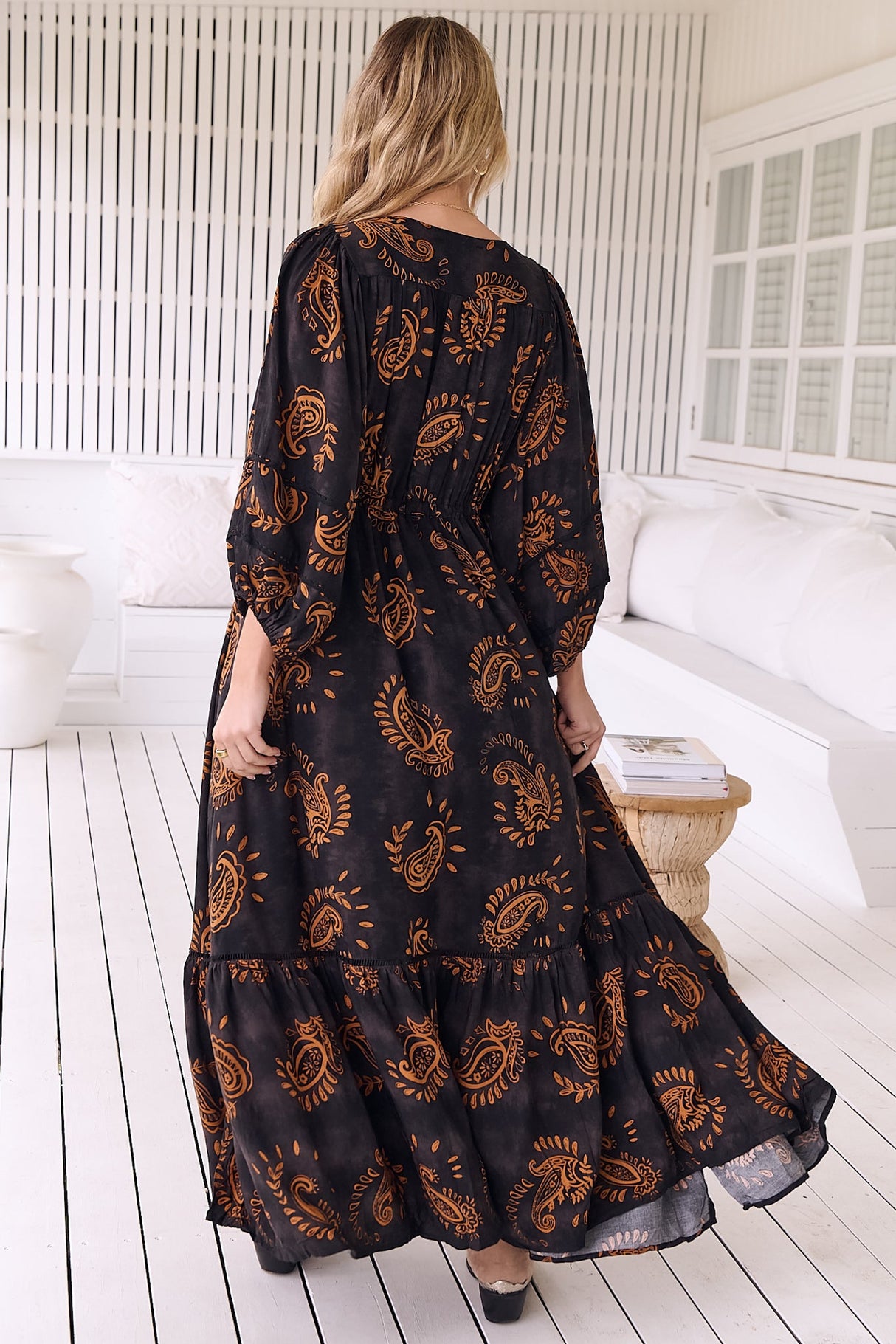 JAASE - Catalonia Maxi Dress: Batwing Sleeve Button Down Smock Dress in Milan Print