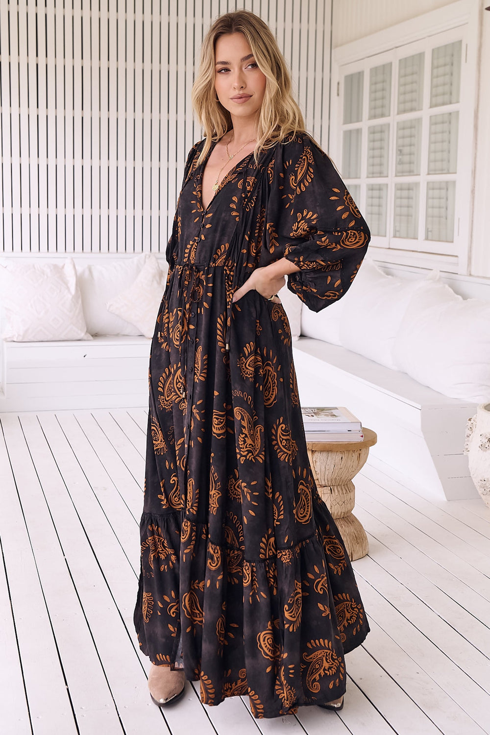 JAASE - Catalonia Maxi Dress: Batwing Sleeve Button Down Smock Dress in Milan Print