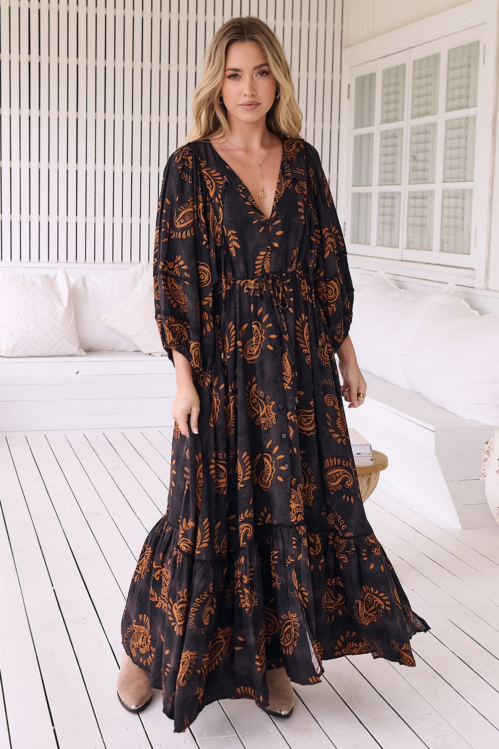 JAASE - Catalonia Maxi Dress: Batwing Sleeve Button Down Smock Dress in Milan Print