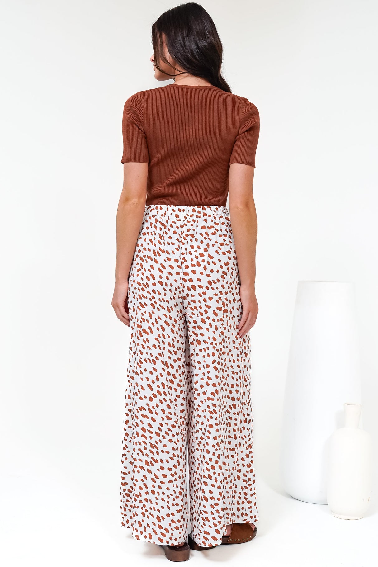 Channing Pants - High Waisted Wide-Leg Pants with Pockets in Dasher Print Brown