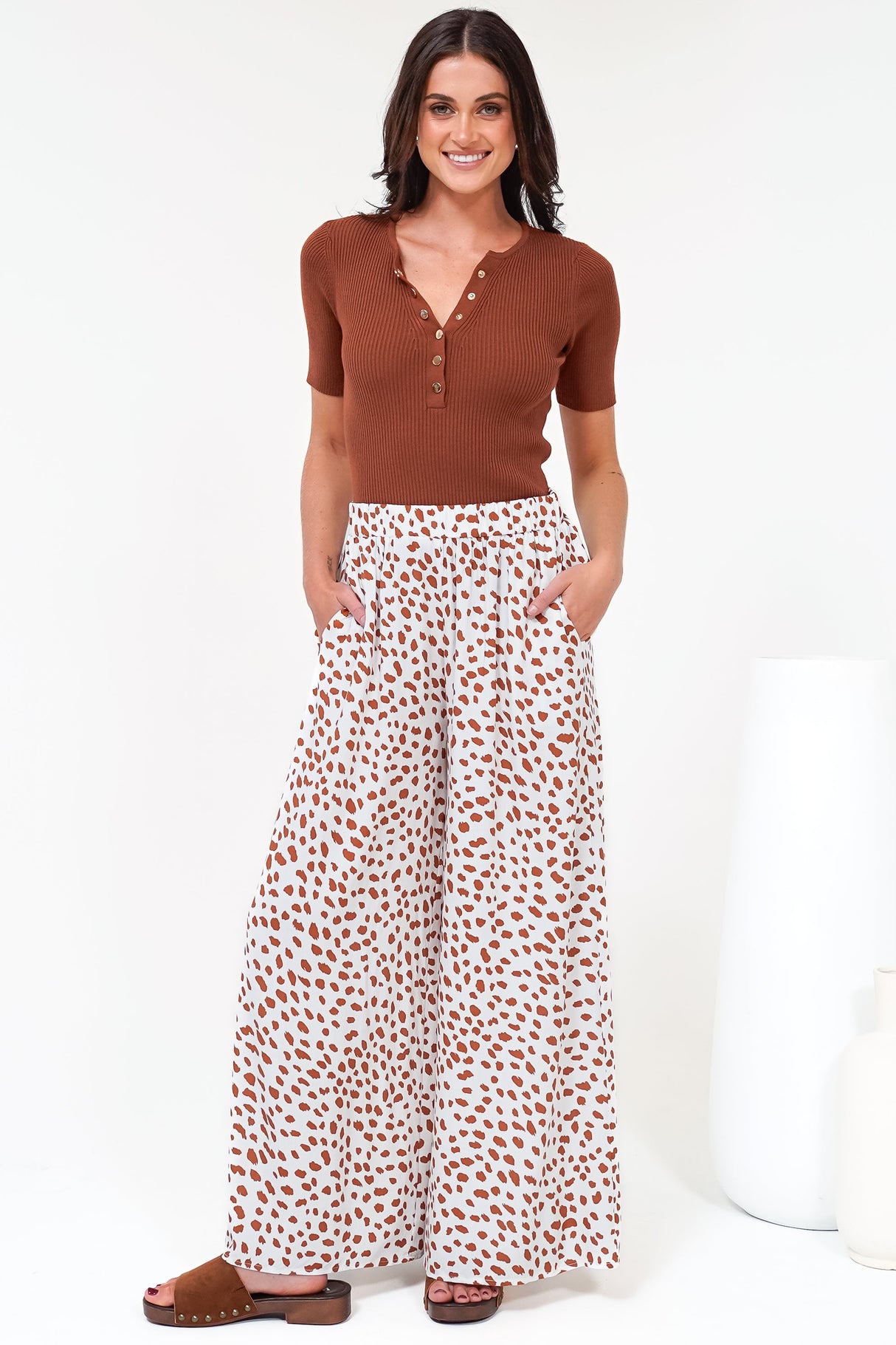 Channing Pants - High Waisted Wide-Leg Pants with Pockets in Dasher Print Brown