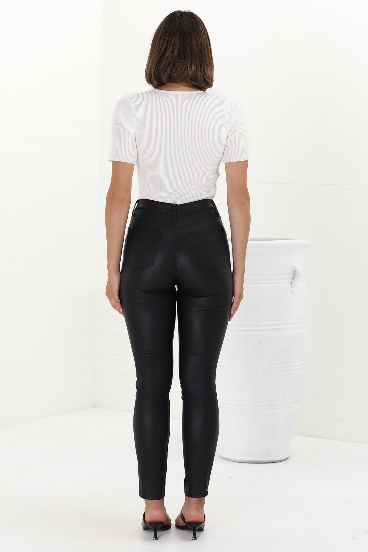 Chisel Jeans - Wet Look High Waisted Skinny Leg Pants in Black