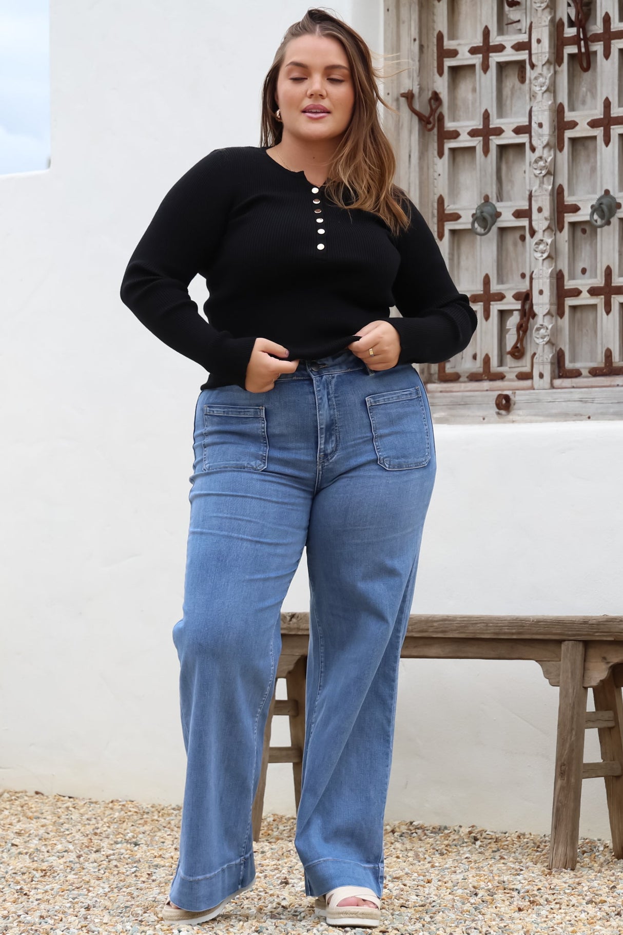 Cindy Wide Leg Jean in Mid Denim Wash
