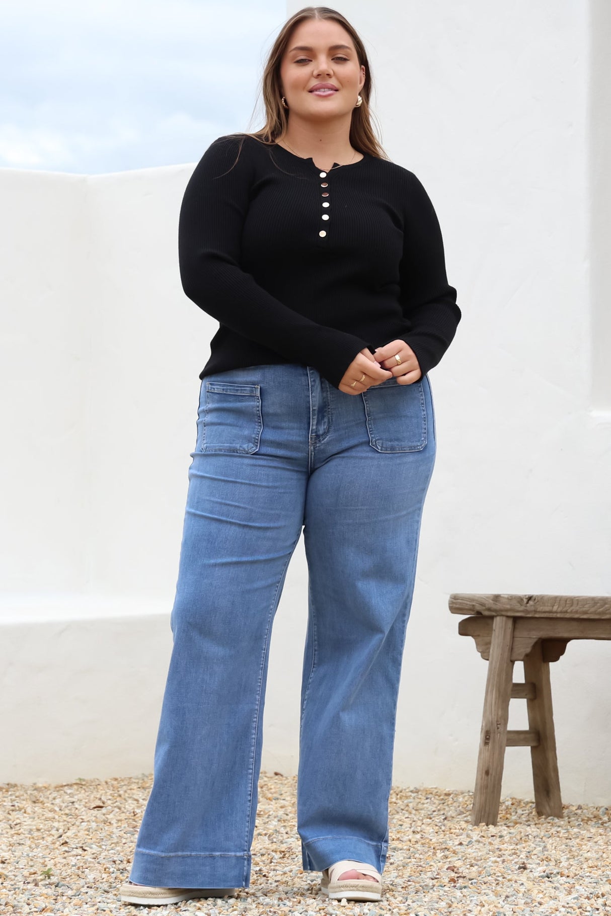 Cindy Wide Leg Jean in Mid Denim Wash