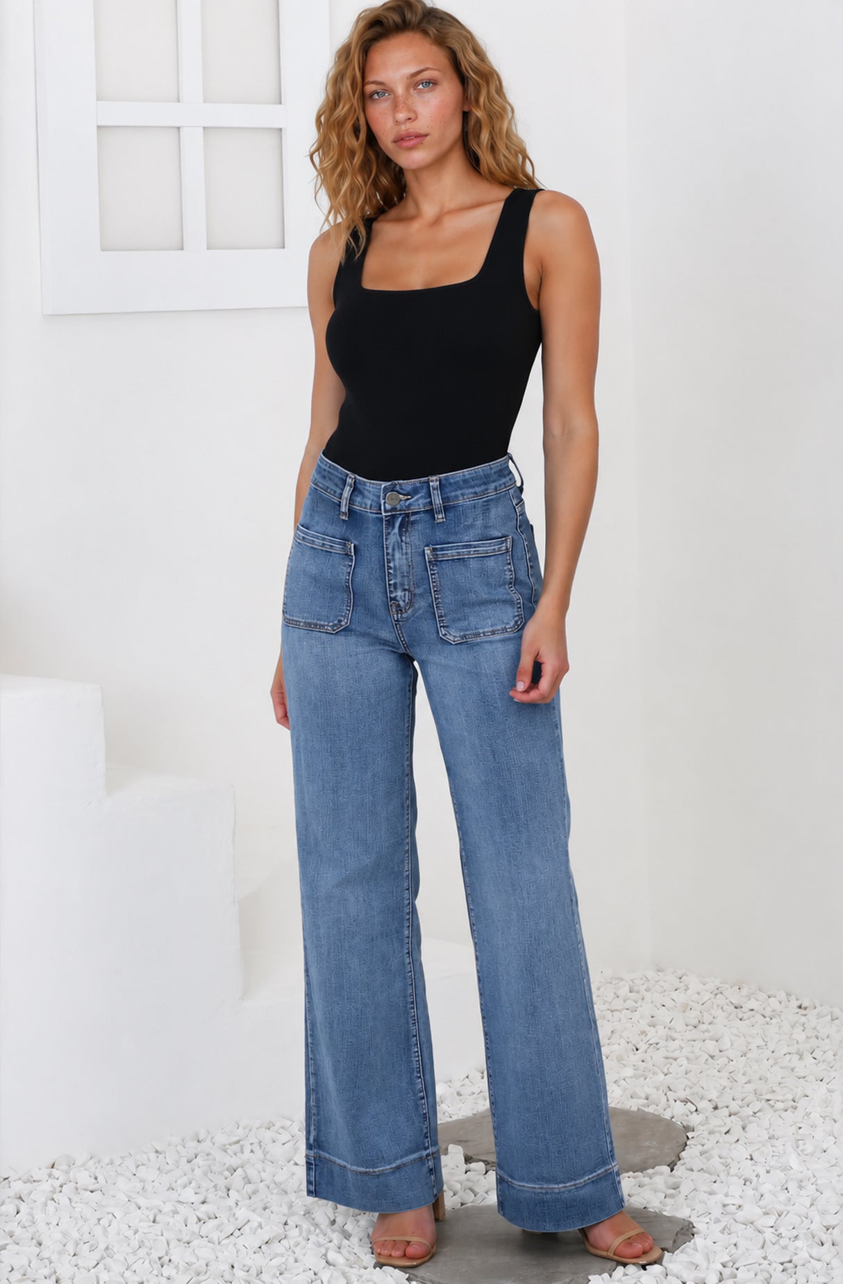Cindy Wide Leg Jeans in Mid Denim Wash