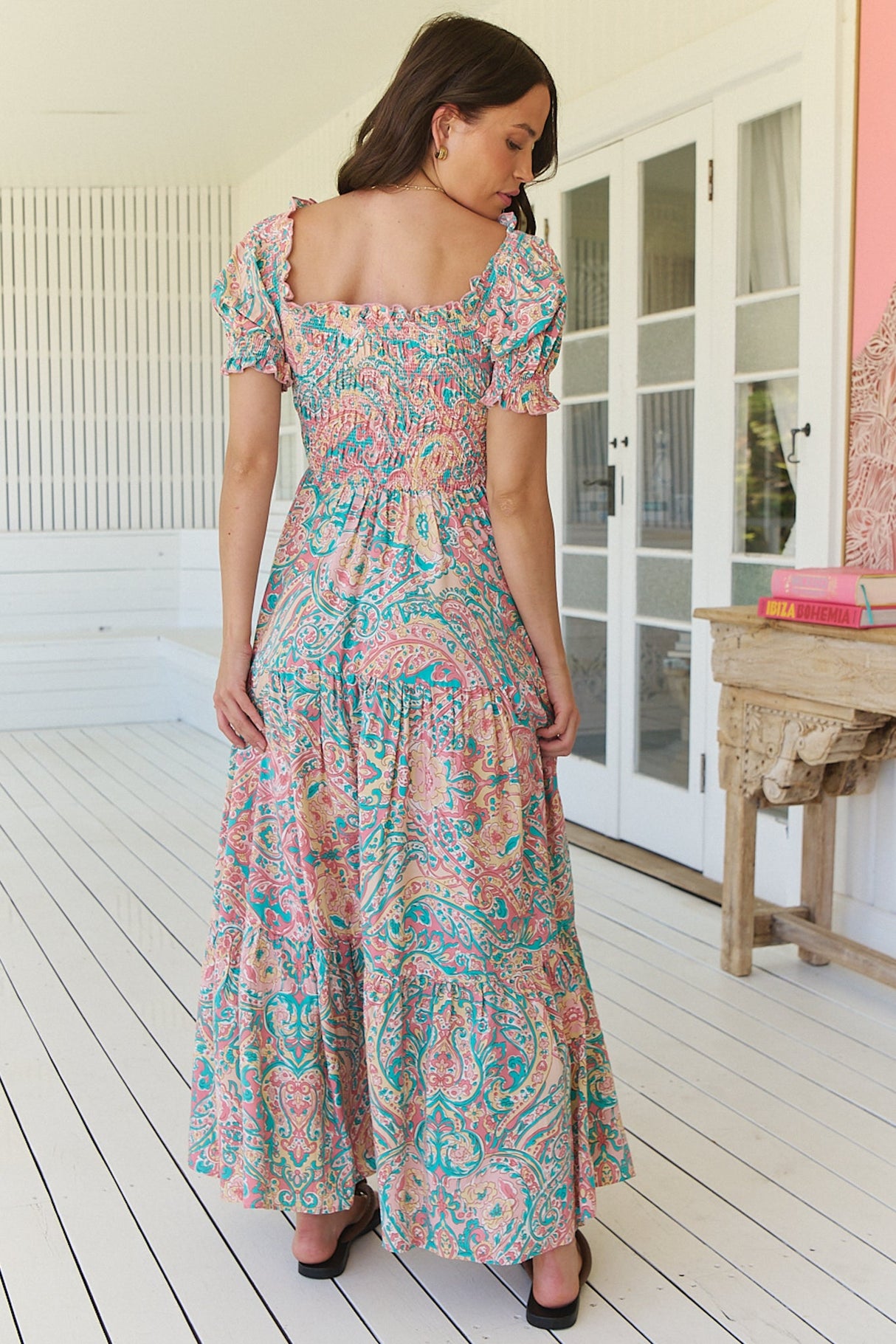 JAASE - Claudette Maxi Dress: On or Off Shoulder Elasticated Bodice Short Balloon Sleeve Dress in Ocean Lullaby Print