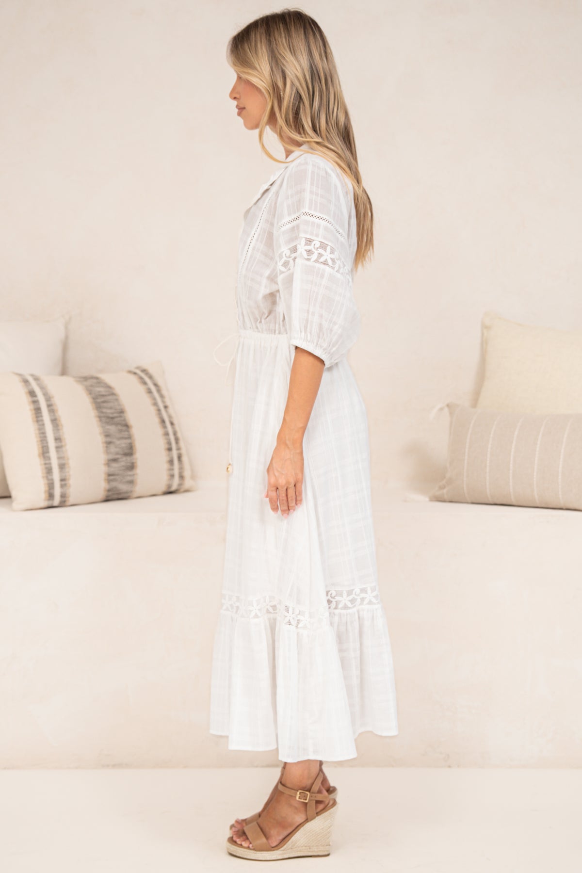 Dove Maxi Dress - Plaid Textured Lace Detailed Dress with Puff Sleeves in White