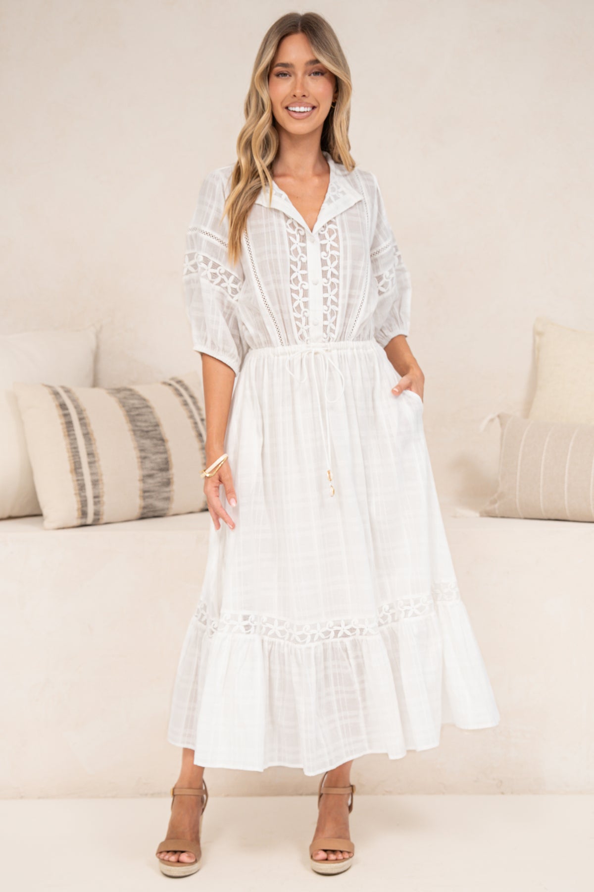 Dove Maxi Dress - Plaid Textured Lace Detailed Dress with Puff Sleeves in White