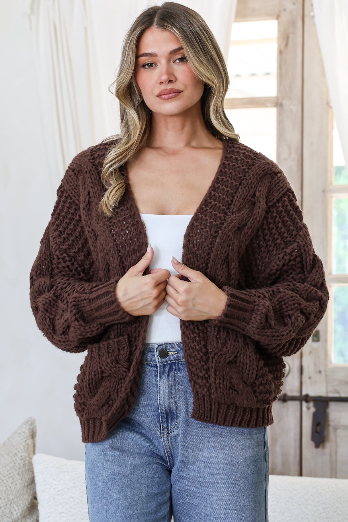 Elias Cardigan - Open Front Thick Cable Knit with Pockets in Coffee