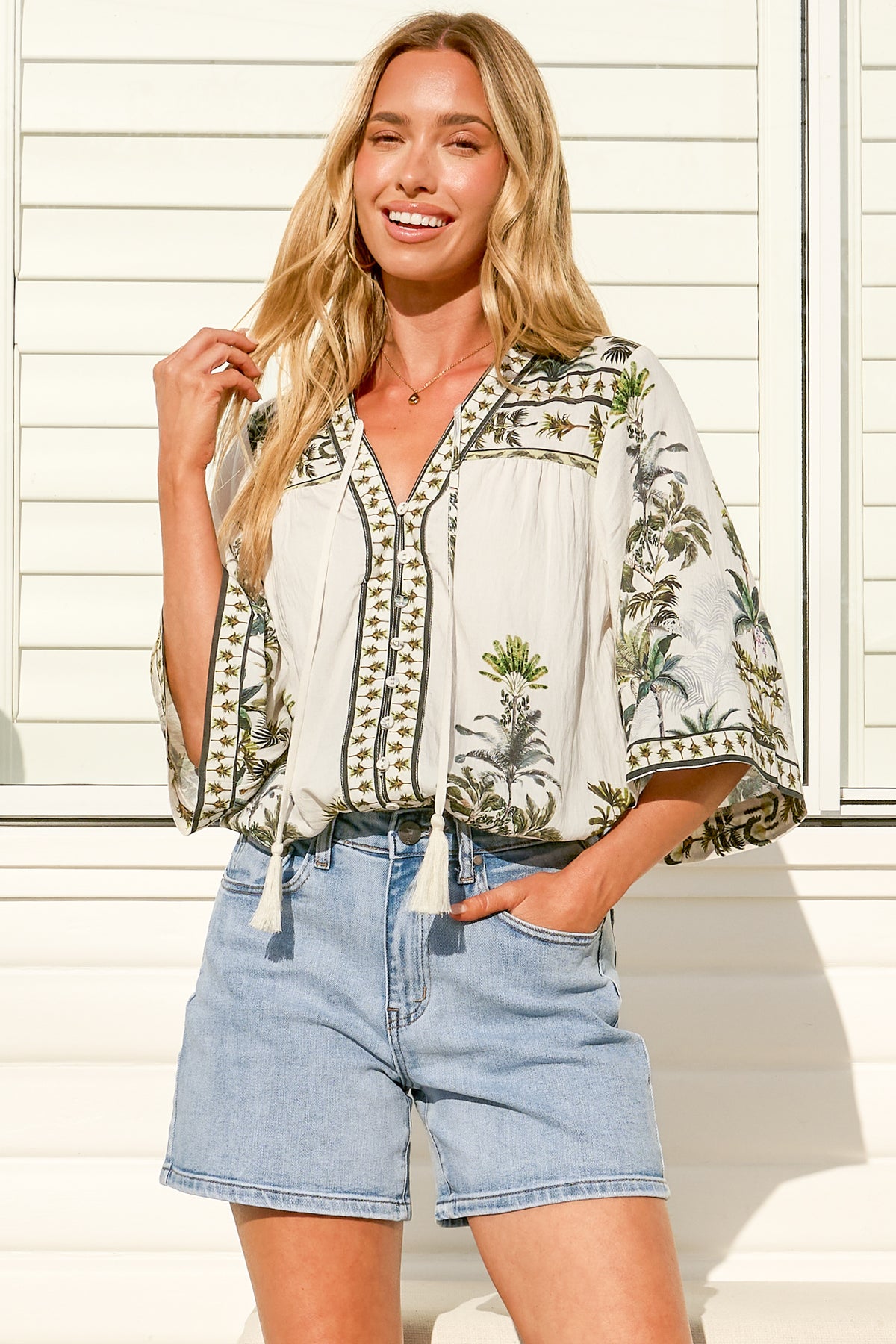 Elysia Blouse - Deep V Neck Button Down 3/4 Sleeve Top in Nessa Print