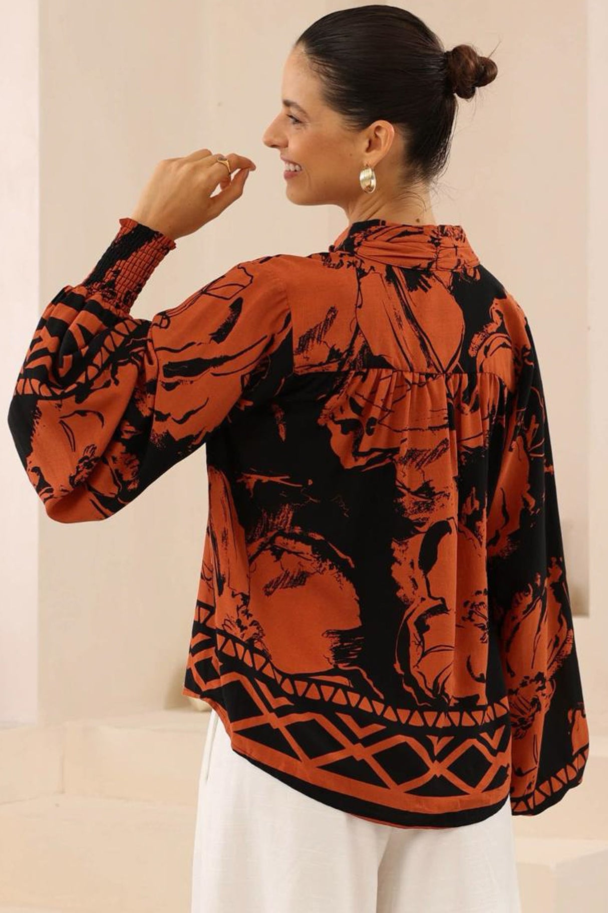 Faye Blouse - Mandarin Collar Balloon Sleeve Button Down Shirt in Joslyn Print