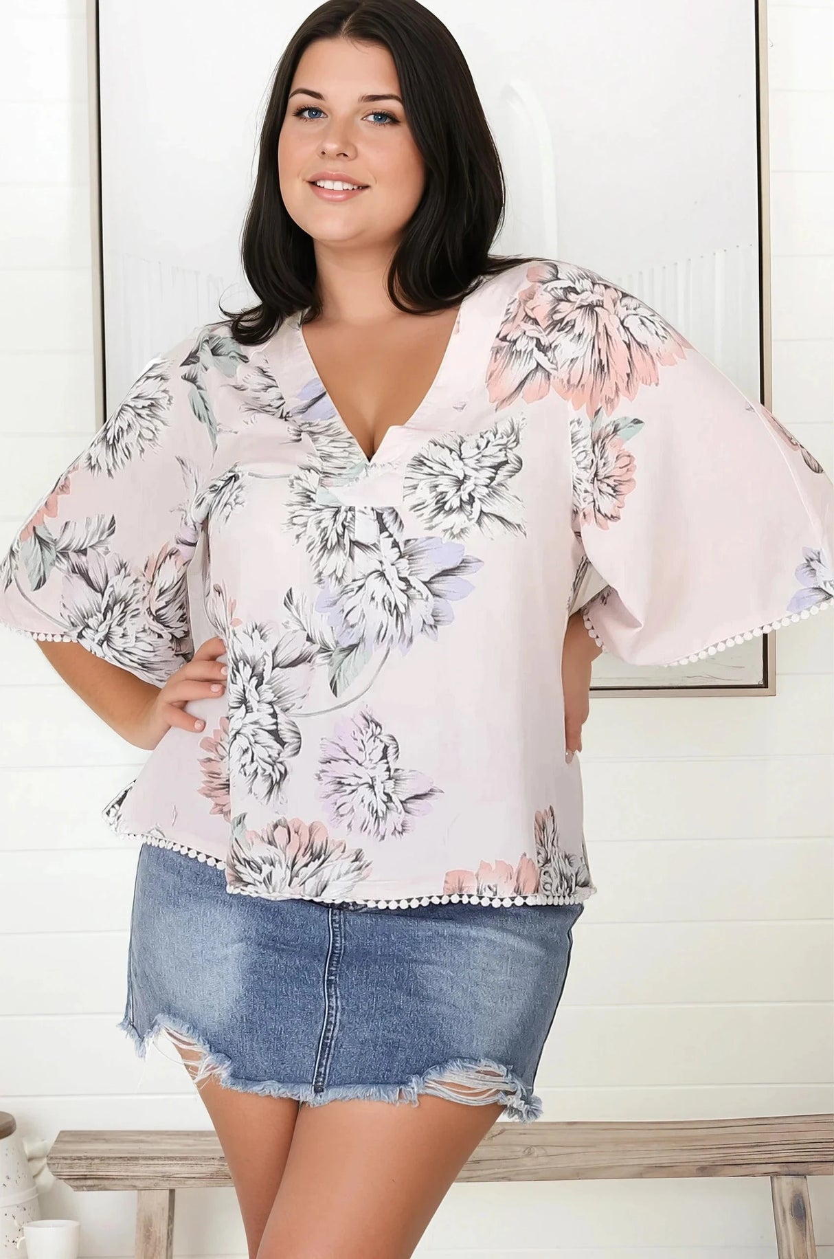 JAASE - Gabriella Top: Mandarin Collar Deep V Neck Crochet Trim Top in Blooming Bouquet Print