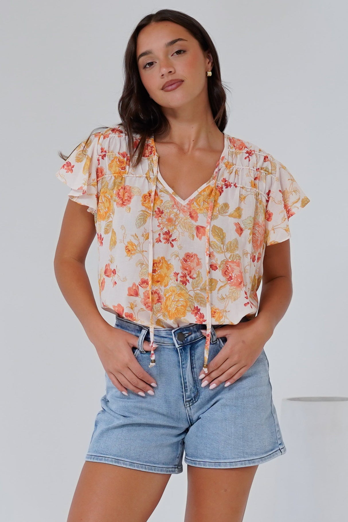 Giada Top - Flutter Sleeve High-Low Scoop Hem Top in Alynda Print