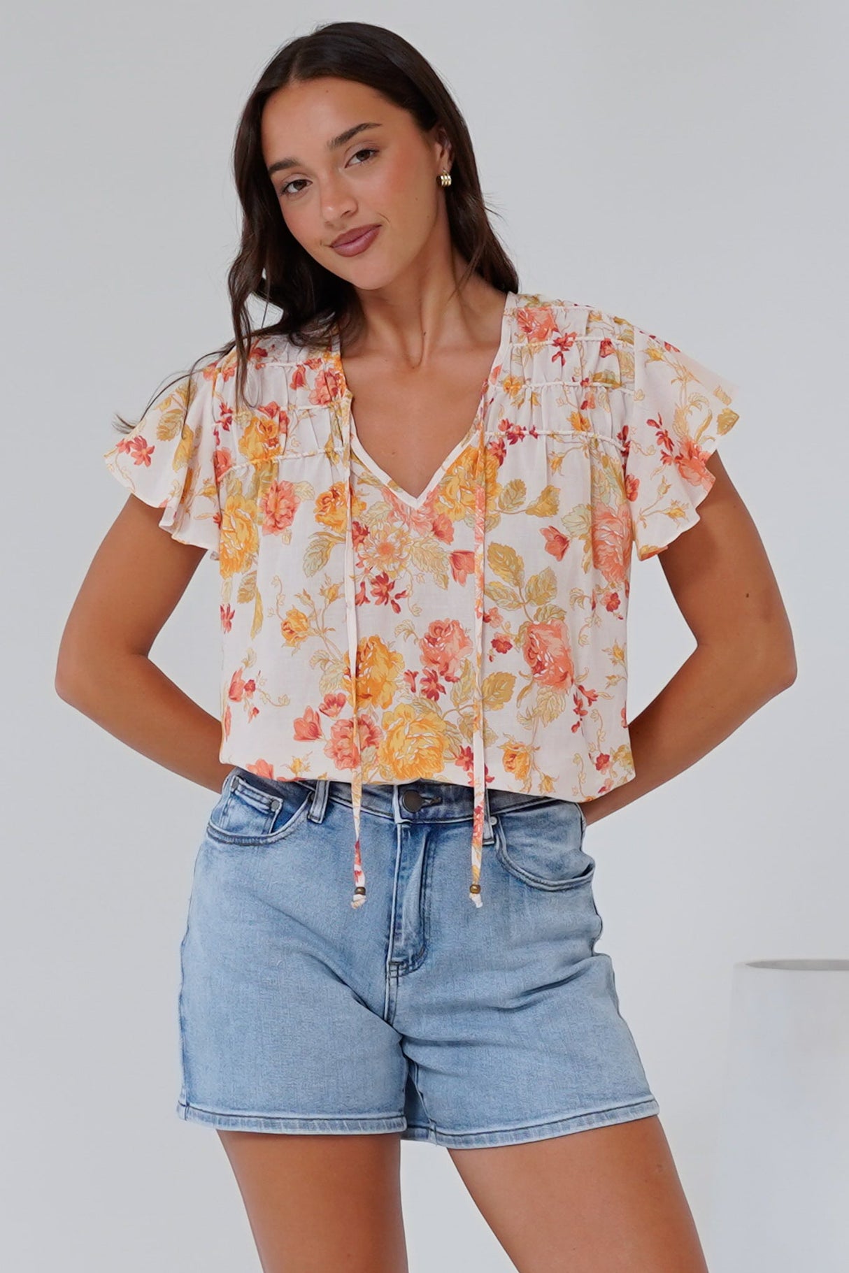 Giada Top - Flutter Sleeve High-Low Scoop Hem Top in Alynda Print