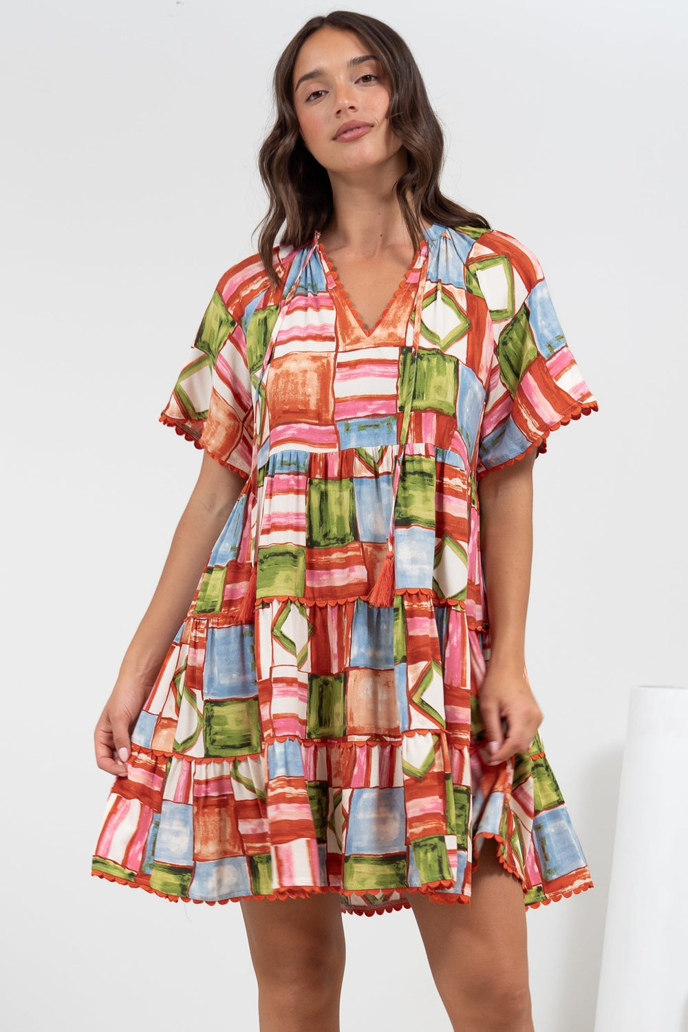 Ginley Mini Dress - V-Neck Scallop Spliced Tiered Dress in Tami Print