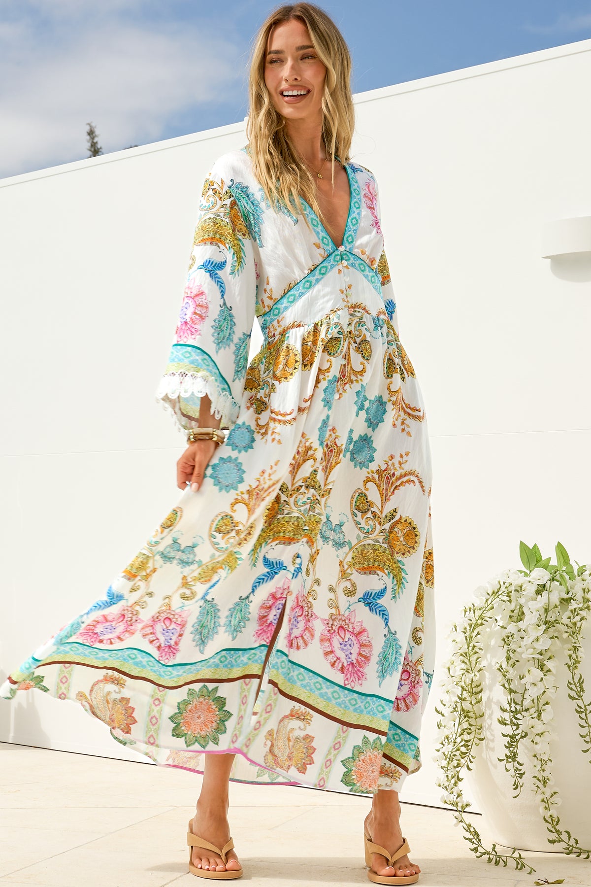 Gules Midi Dress - A Line Buttoned Down Dress with Lace Trim Sleeves in Bassena Print