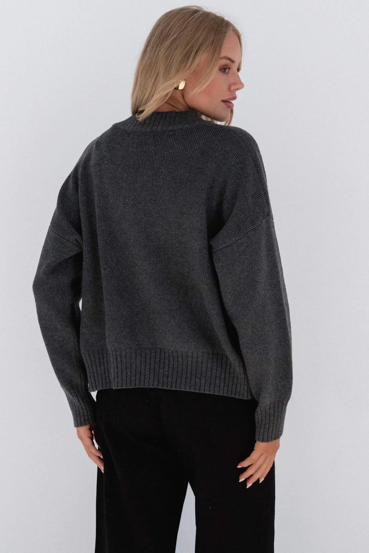 Harvey Cardigan - Crew Neck Zipper Front Cardigan in Grey