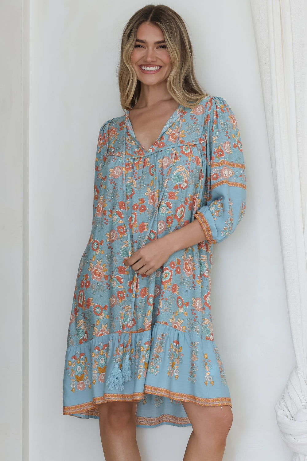 Helda Mini Dress - V-Neck Shift Dress with Balloon Sleeves in Aletta Print Blue