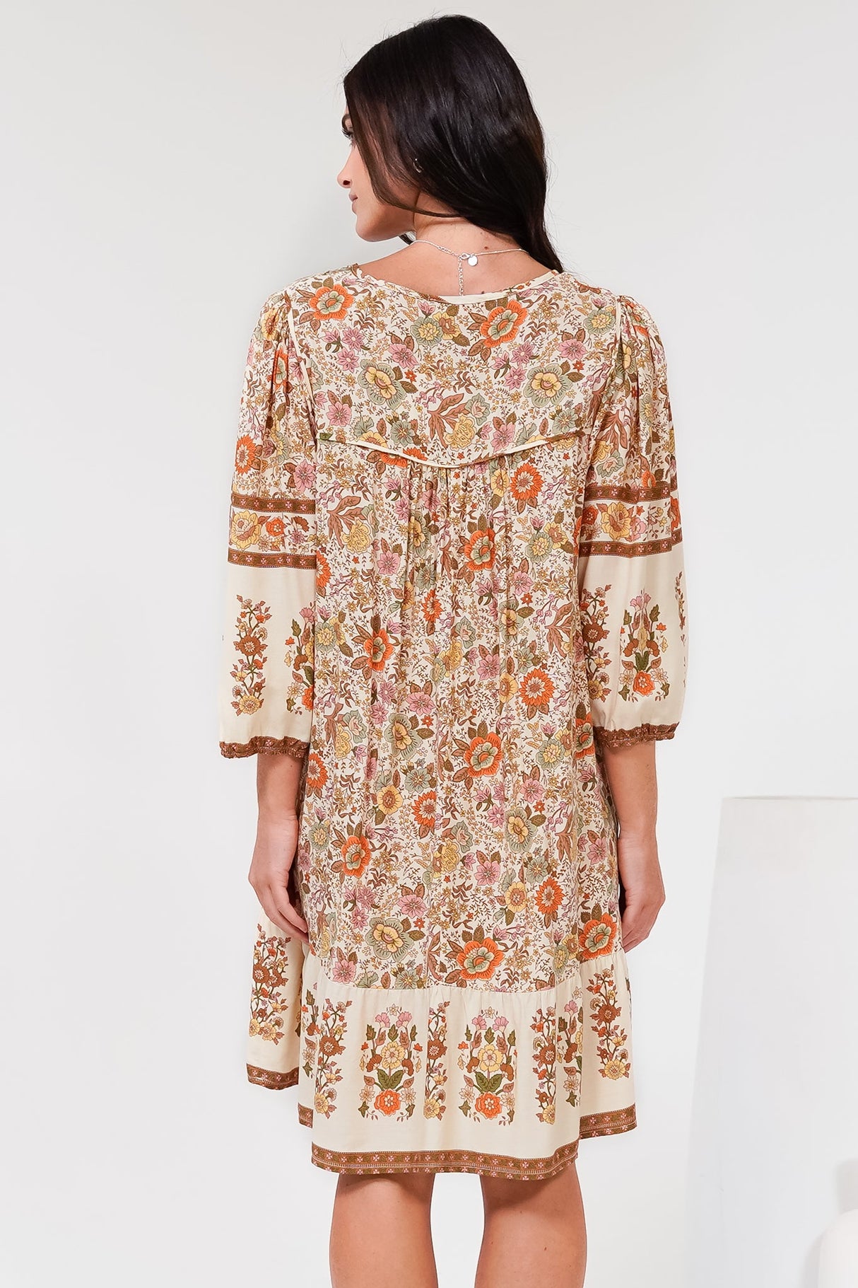Helda Mini Dress - V-Neck Shift Dress with Balloon Sleeves in Aletta Print Brown