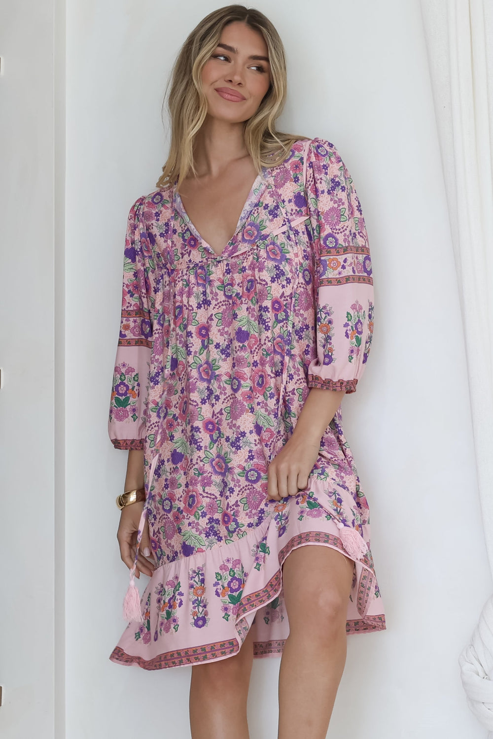 Helda Mini Dress - V-Neck Shift Dress with Balloon Sleeves in Aletta Print Pink