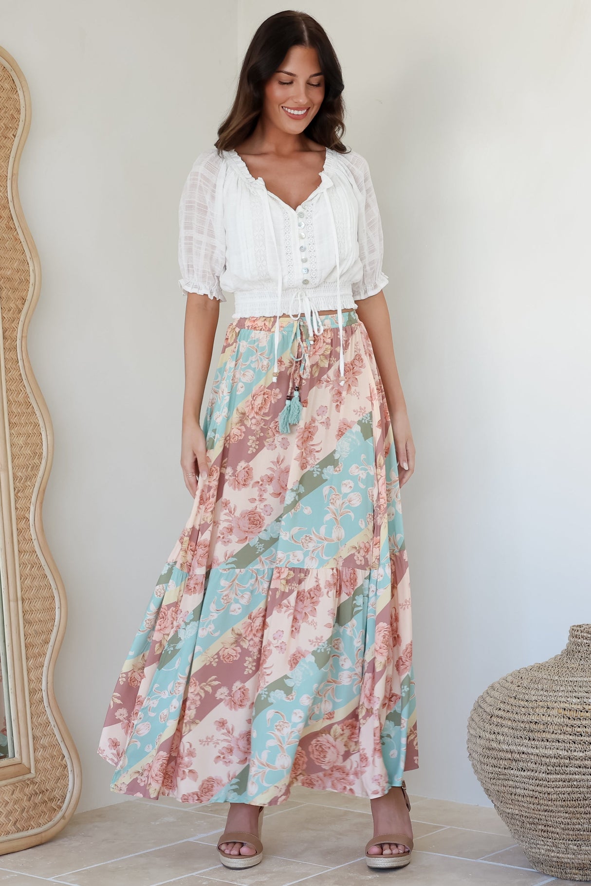 Hellen Maxi Skirt - High Waisted Skirt with Front Splits in Clavelle Print