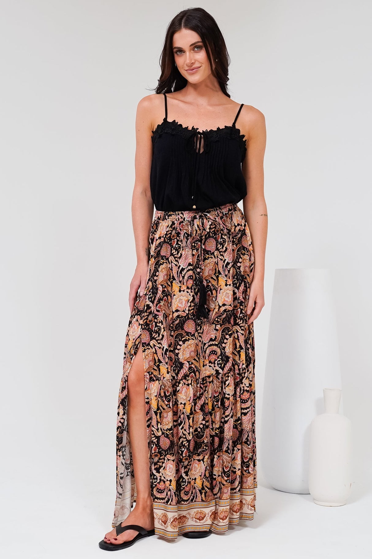 Hellen Maxi Skirt - High Waisted Skirt with Front Splits in Pree Print Black