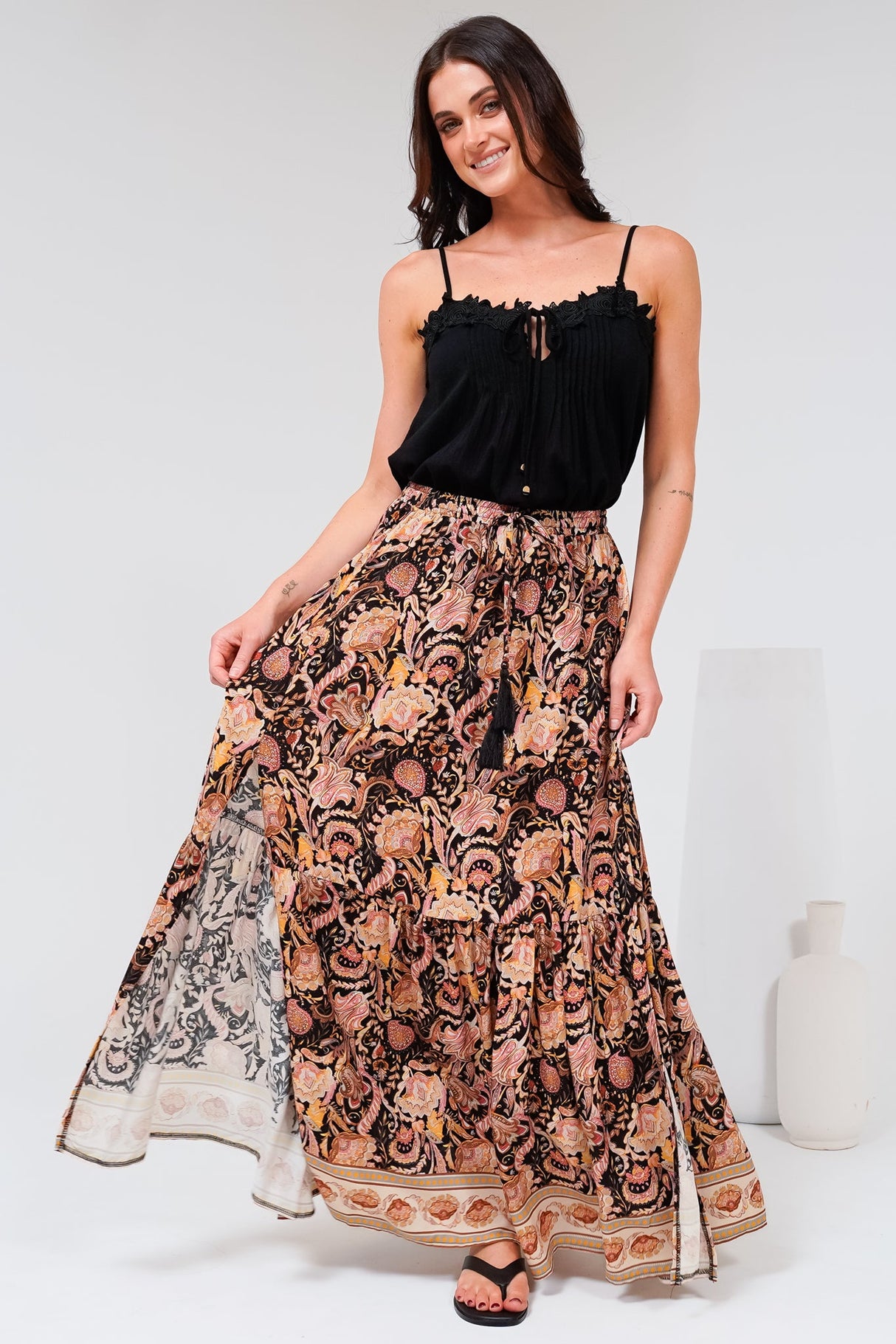 Hellen Maxi Skirt - High Waisted Skirt with Front Splits in Pree Print Black
