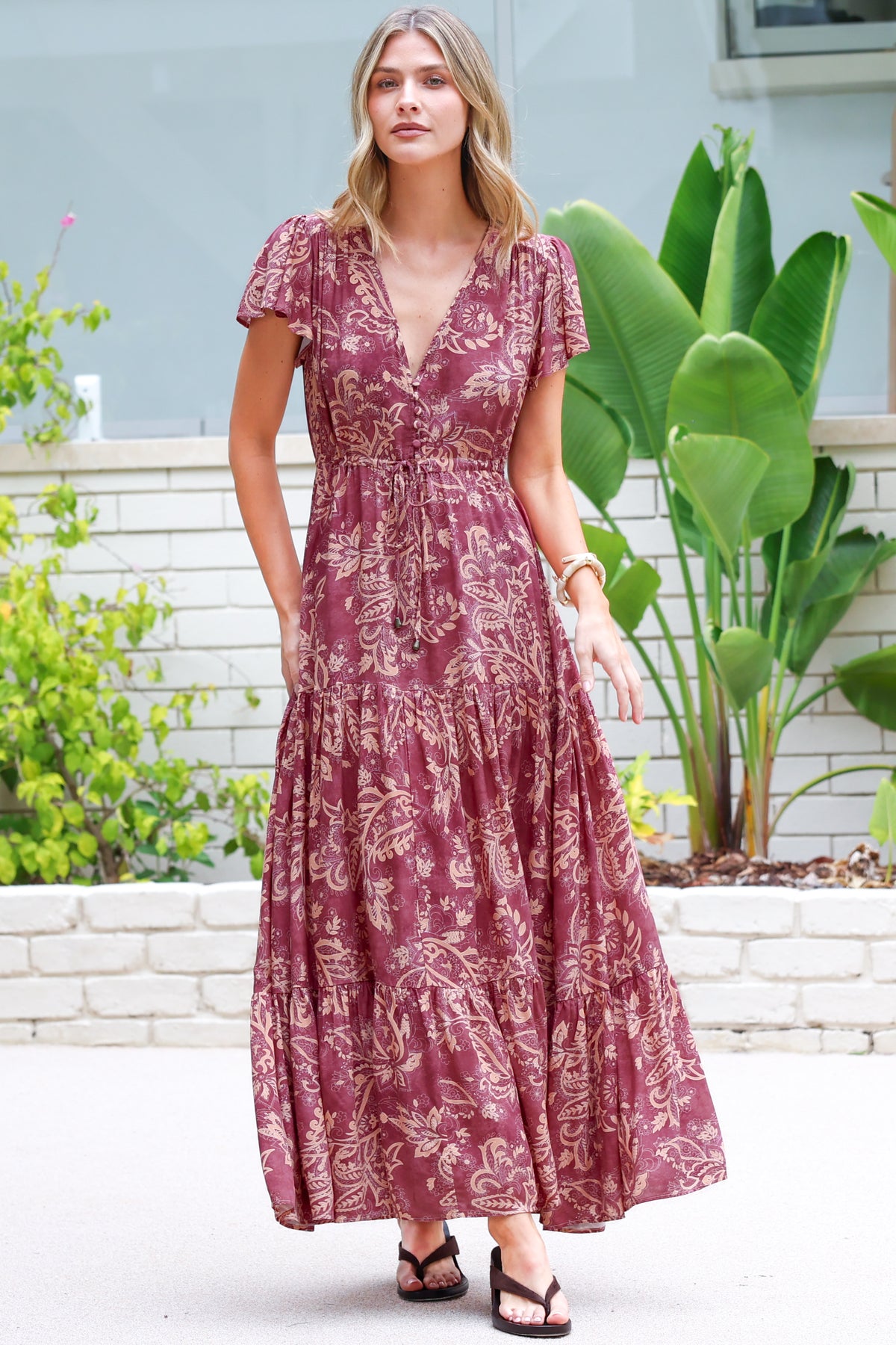 Hetta Maxi Dress - V Neck A Line Dress with Cap Flutter Sleeves in Harlan Print