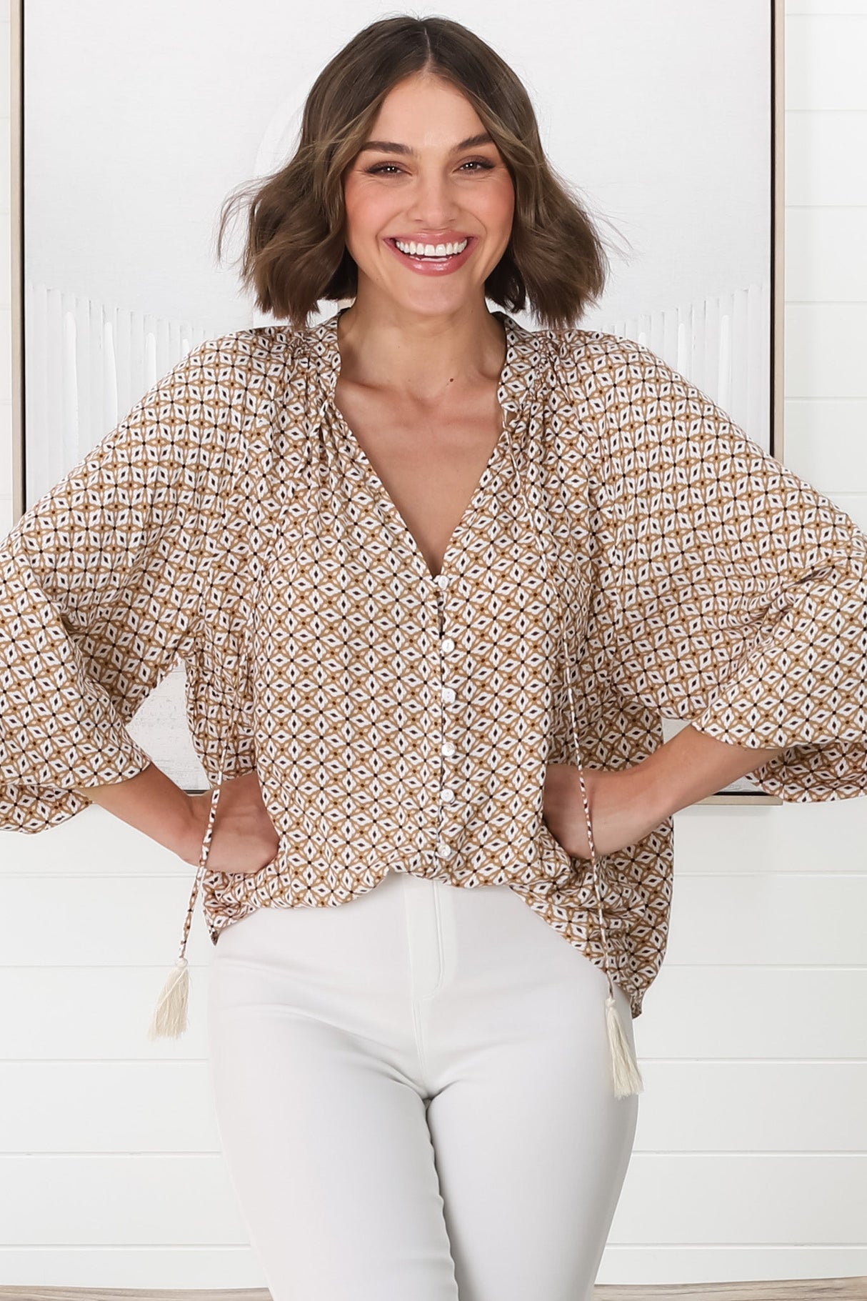 Sallie Blouse - V-Neckline Button Down Blouse in Retro Print