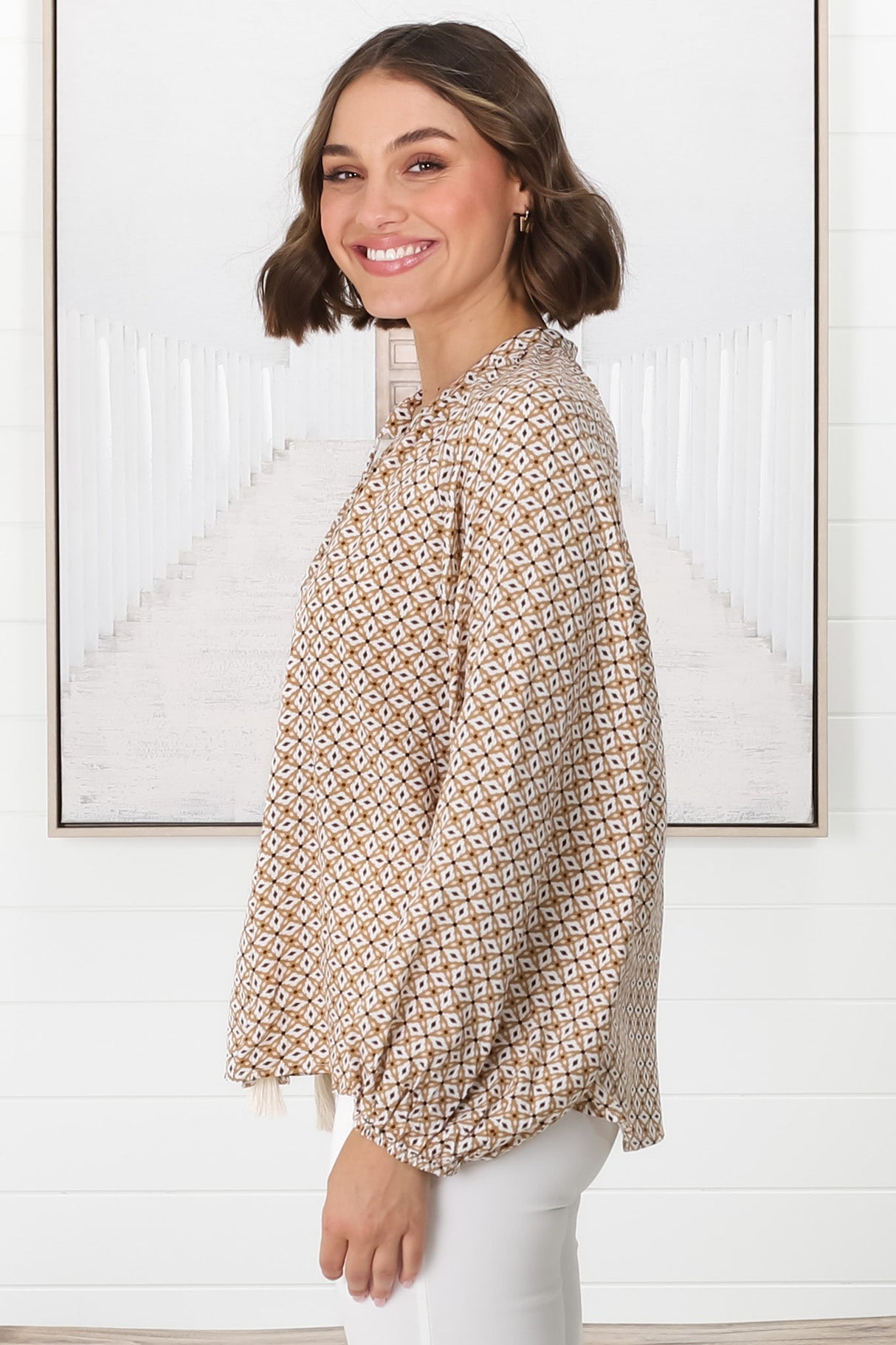 Sallie Blouse - V-Neckline Button Down Blouse in Retro Print