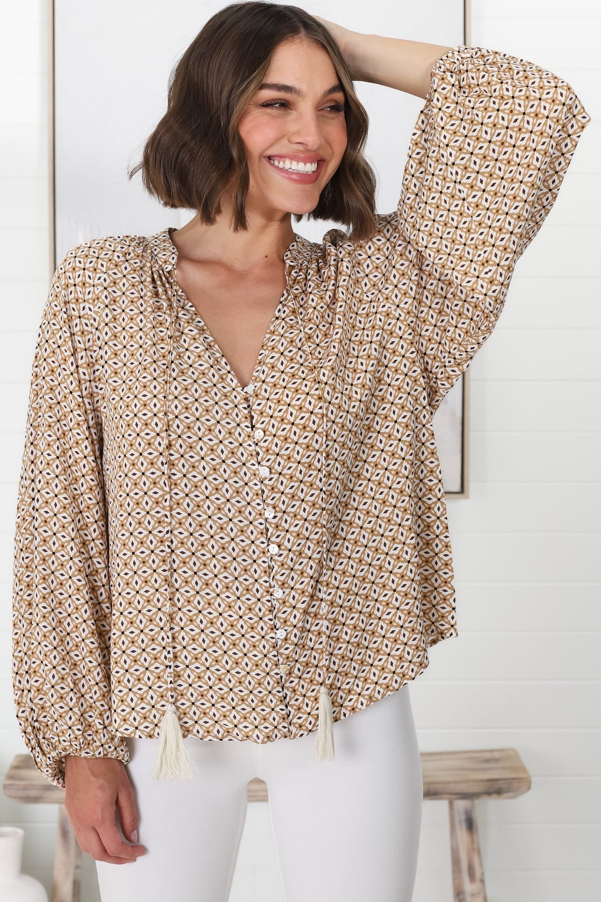 Sallie Blouse - V-Neckline Button Down Blouse in Retro Print