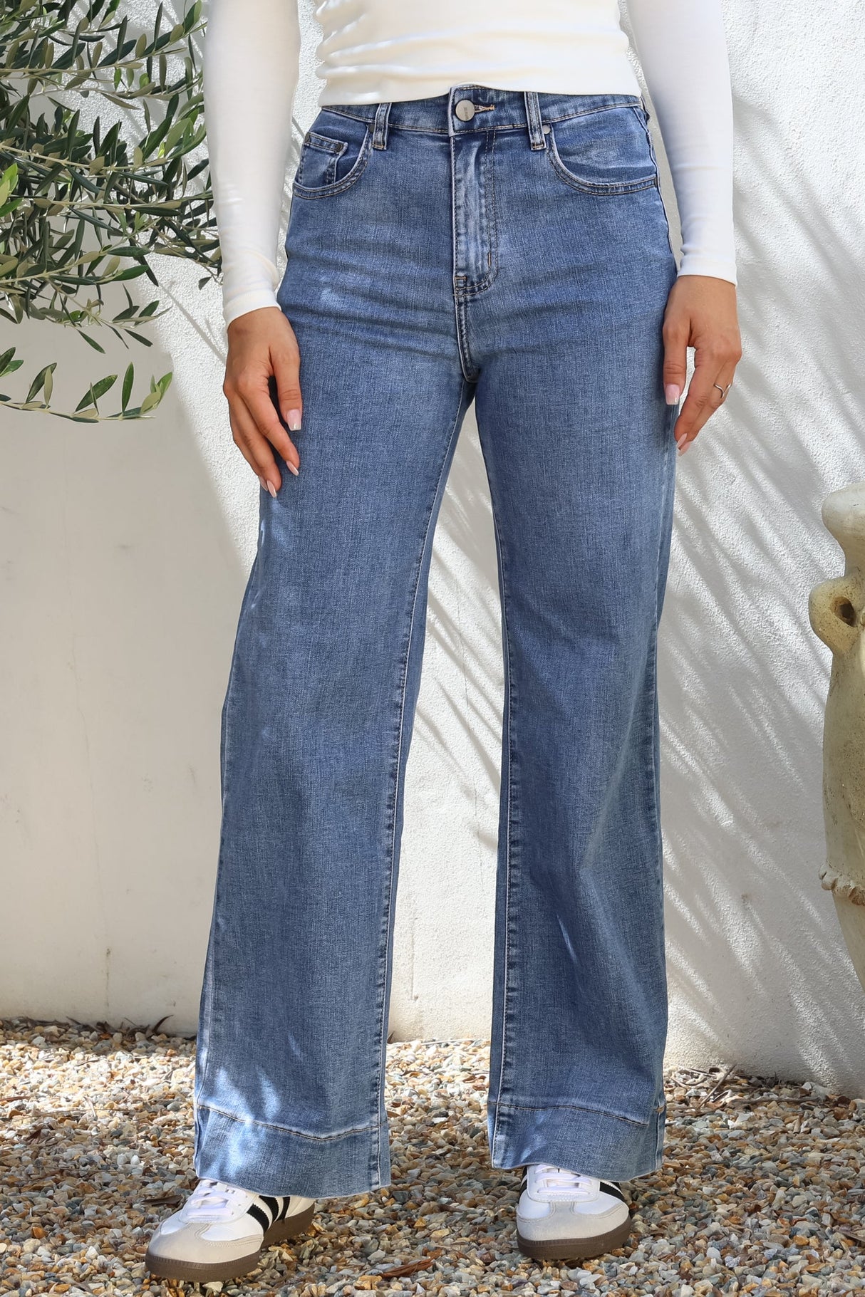 Jesse Jeans - High Waisted Wide Leg Jeans in Medium Wash Denim