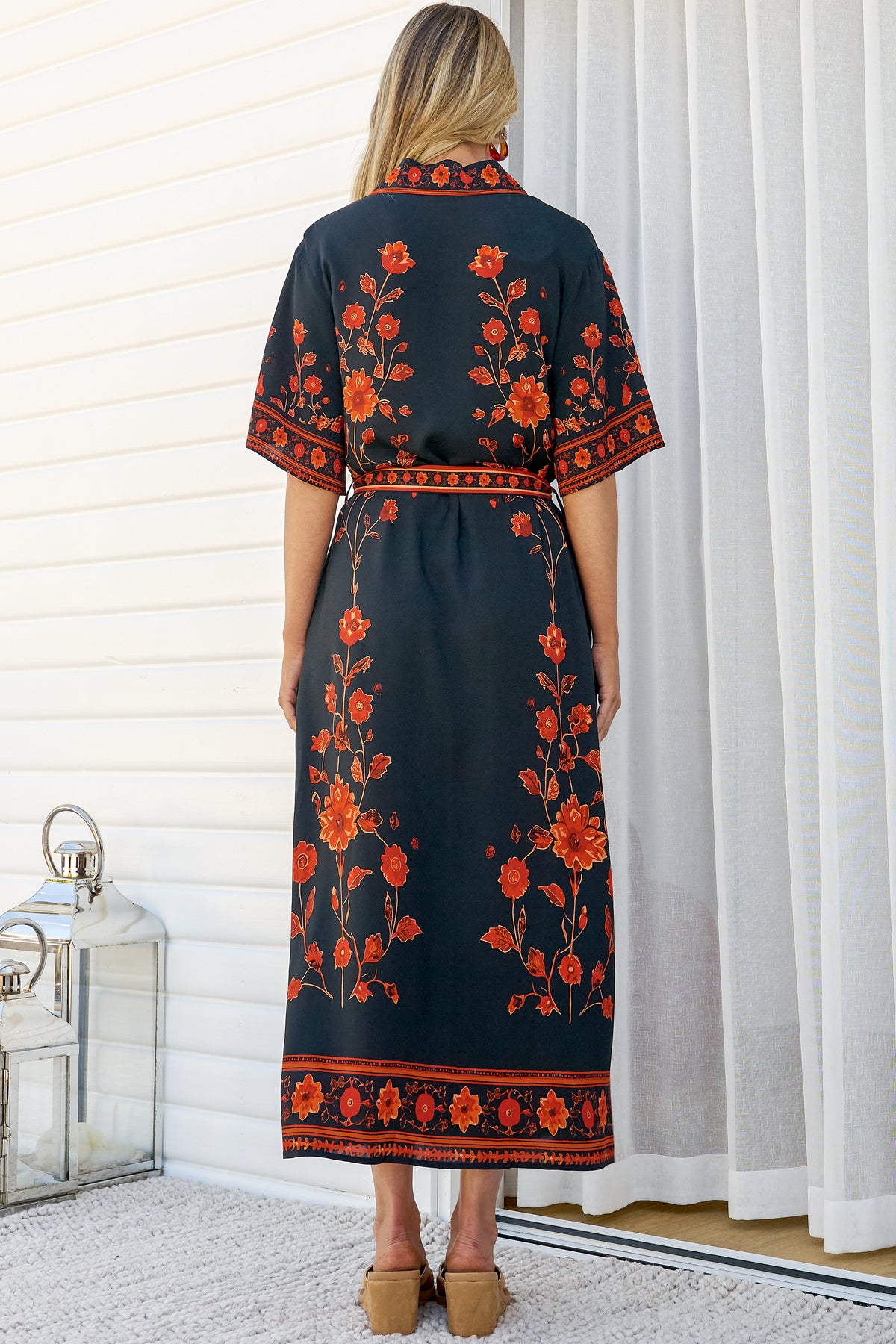 Kally Midi Dress - Collared Shirt Dress with Matching Waist Tie in Alexys Print