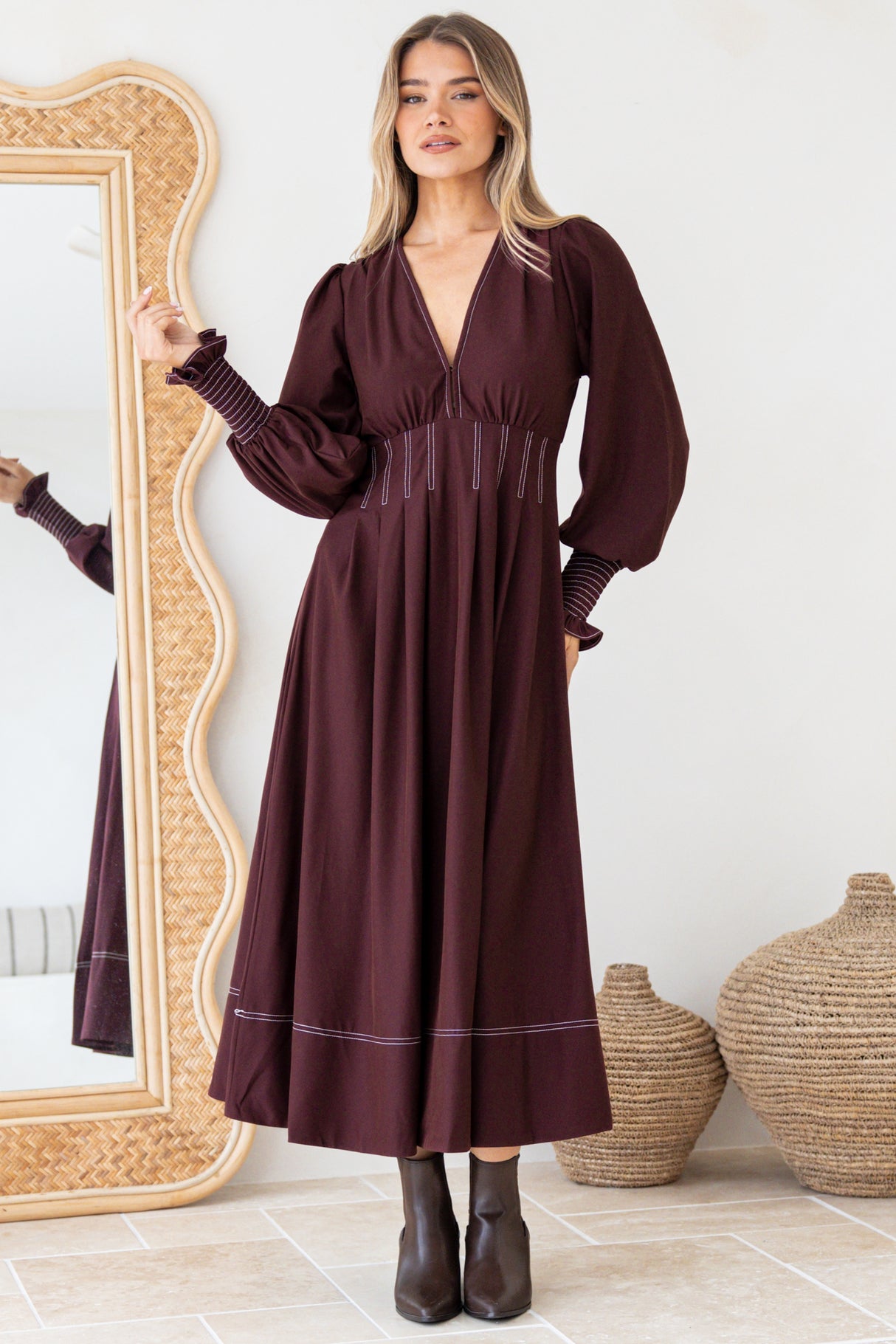 Karey Midi Dress - Fit and Flare Contrasr Stitching Dress in Wine