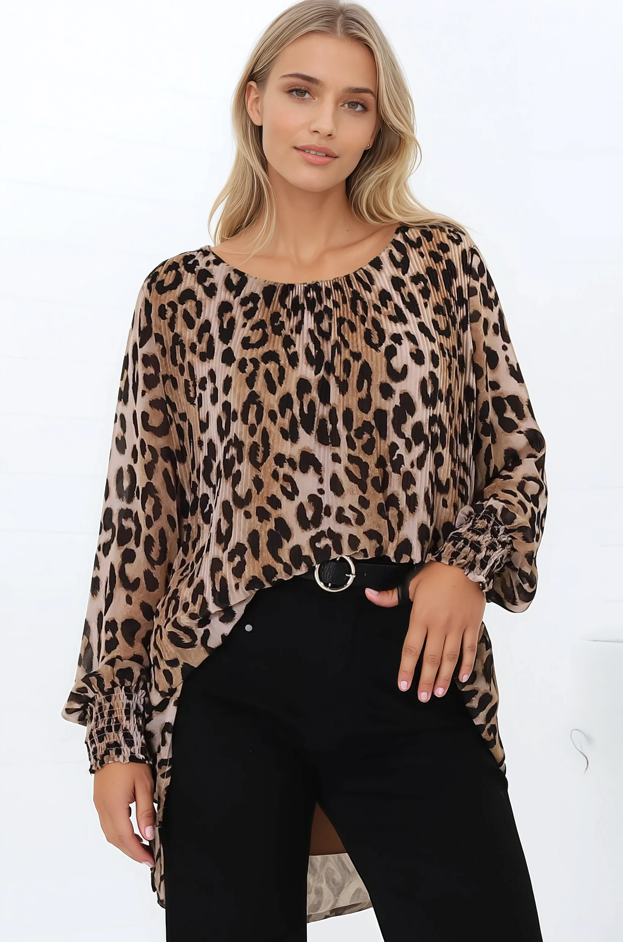 Kayt Blouse - Plisse Long Sleeve Top with High-Low Hemline in Leopard Print