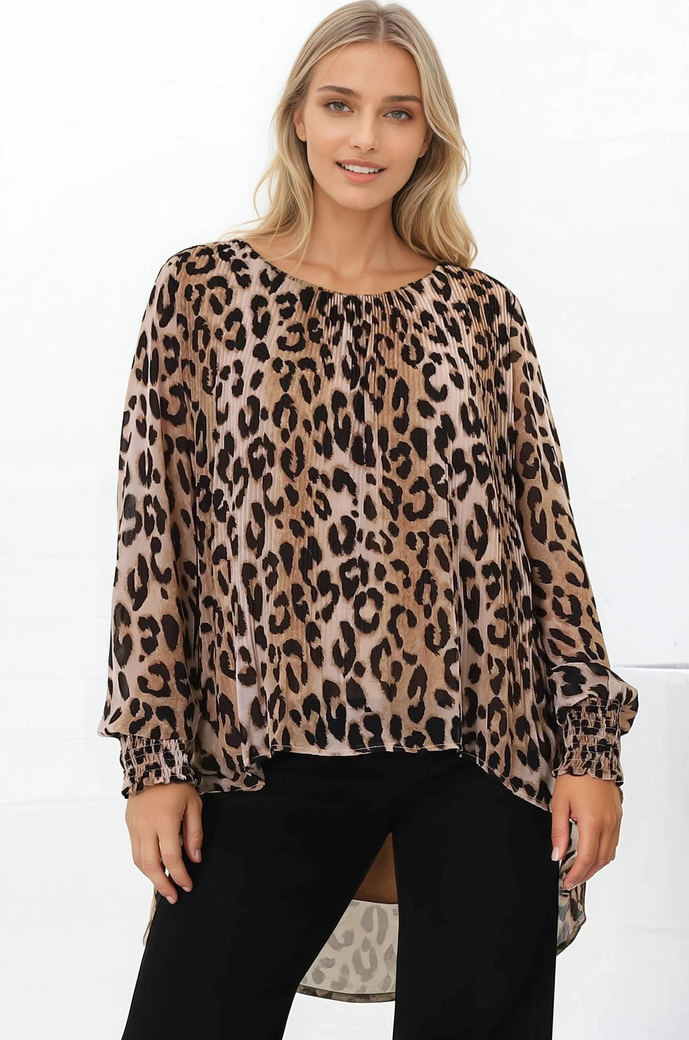 Kayt Blouse - Plisse Long Sleeve Top with High-Low Hemline in Leopard Print