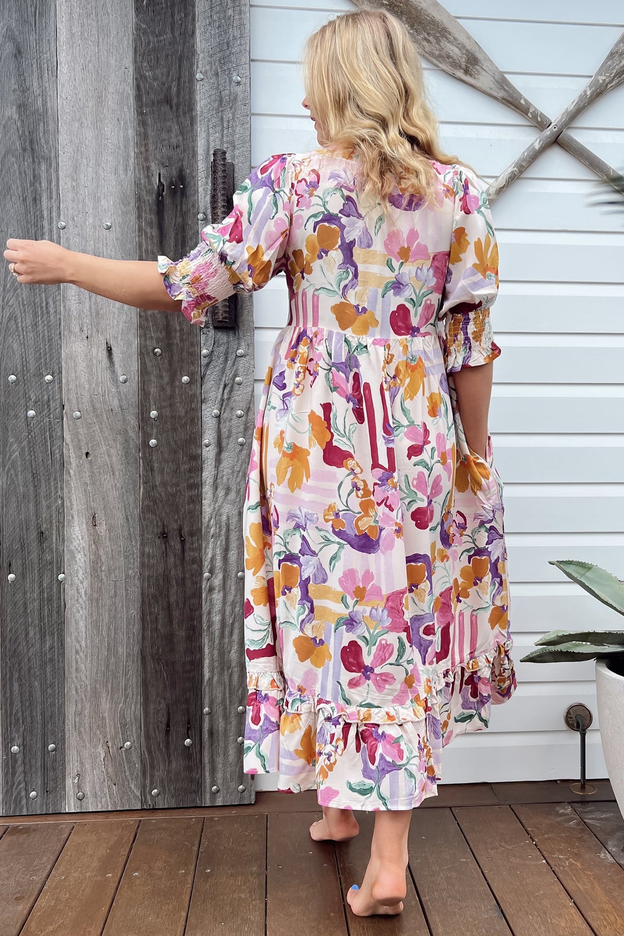 JAASE - Kora Midi Dress: Short Balloon Sleeve Shift Dress in Sweet Lily Print